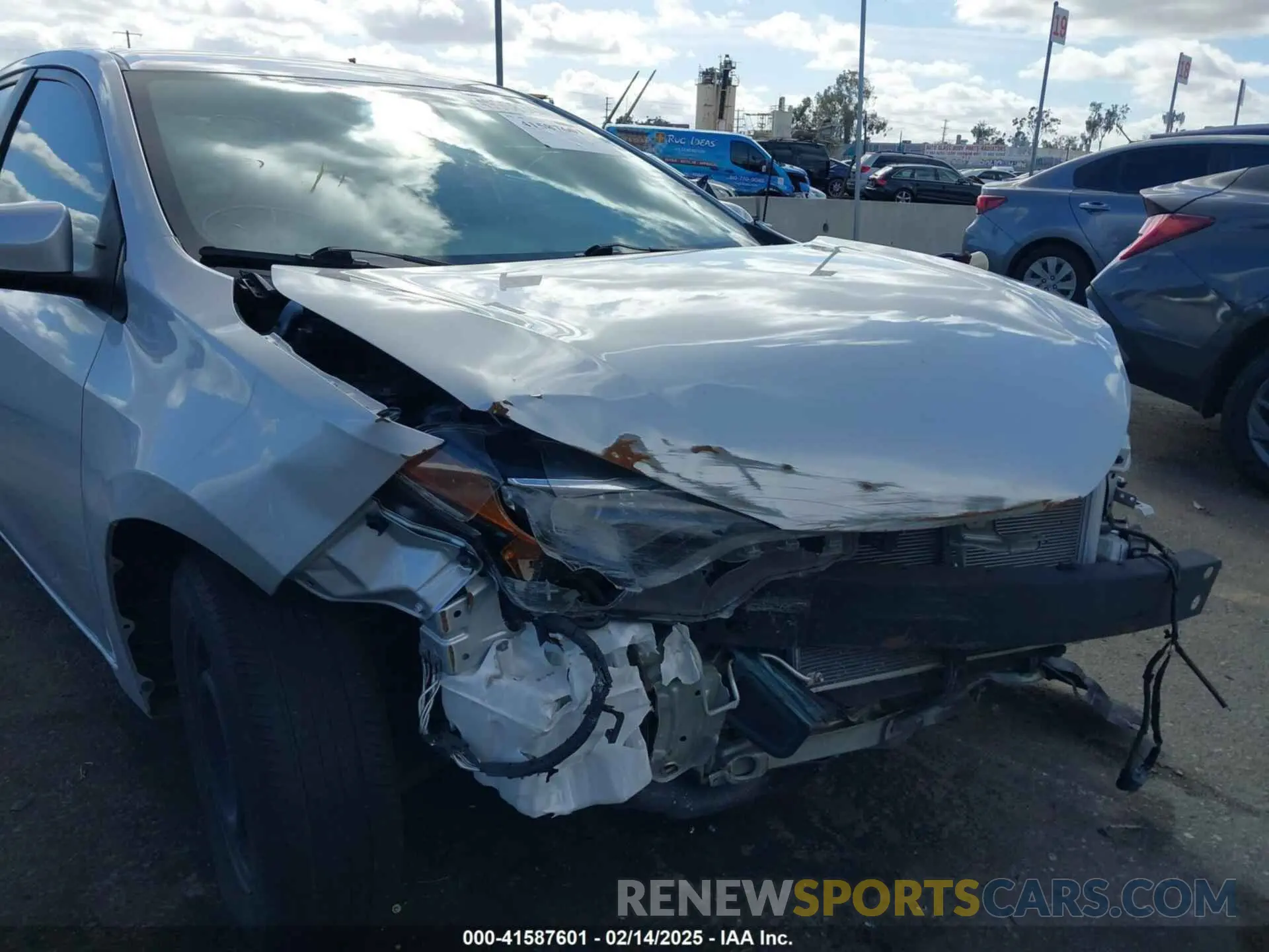 6 Photograph of a damaged car 5YFBURHE2KP858502 TOYOTA COROLLA 2019