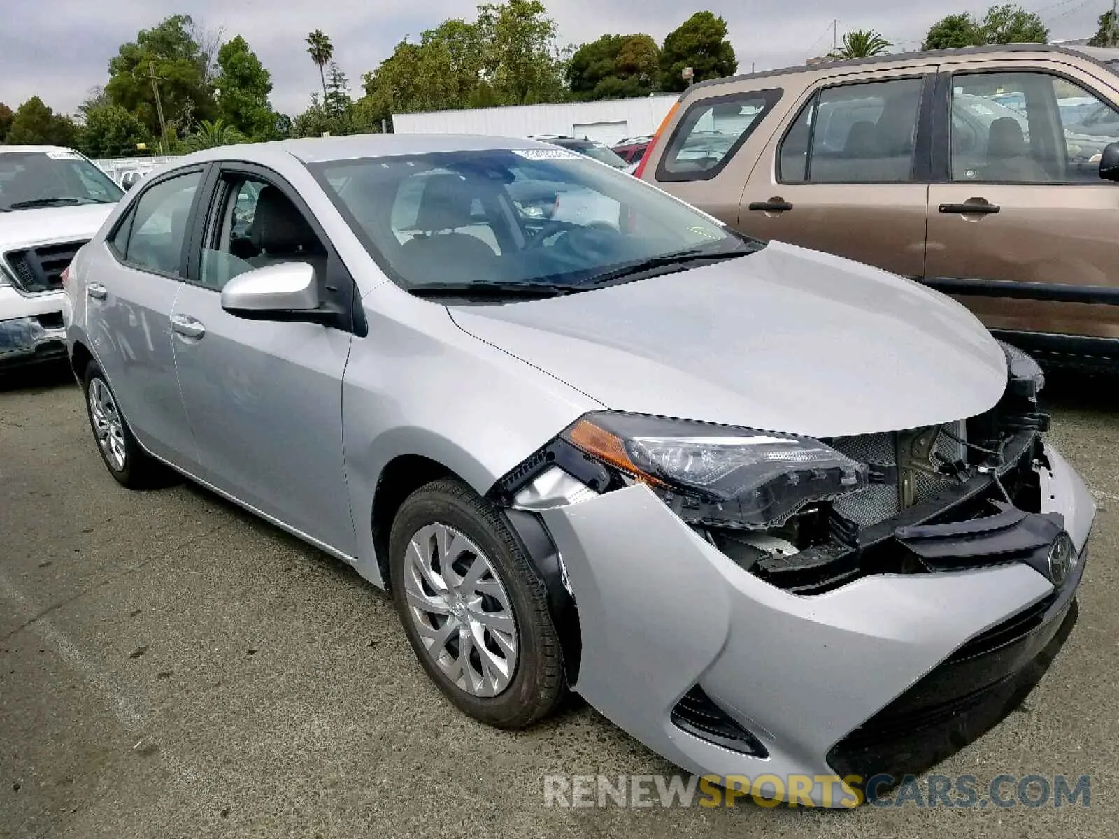 1 Photograph of a damaged car 5YFBURHE2KP869306 TOYOTA COROLLA 2019