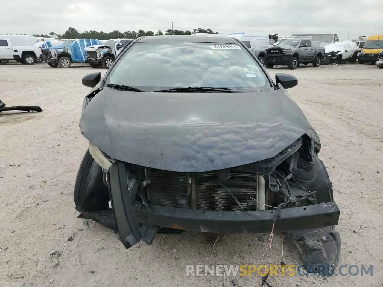 5 Photograph of a damaged car 5YFBURHE2KP869631 TOYOTA COROLLA 2019