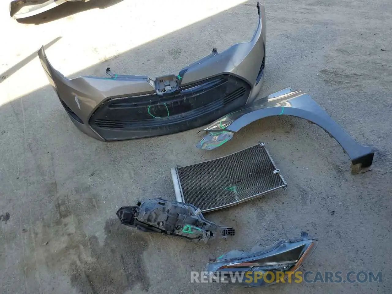 12 Photograph of a damaged car 5YFBURHE2KP875493 TOYOTA COROLLA 2019