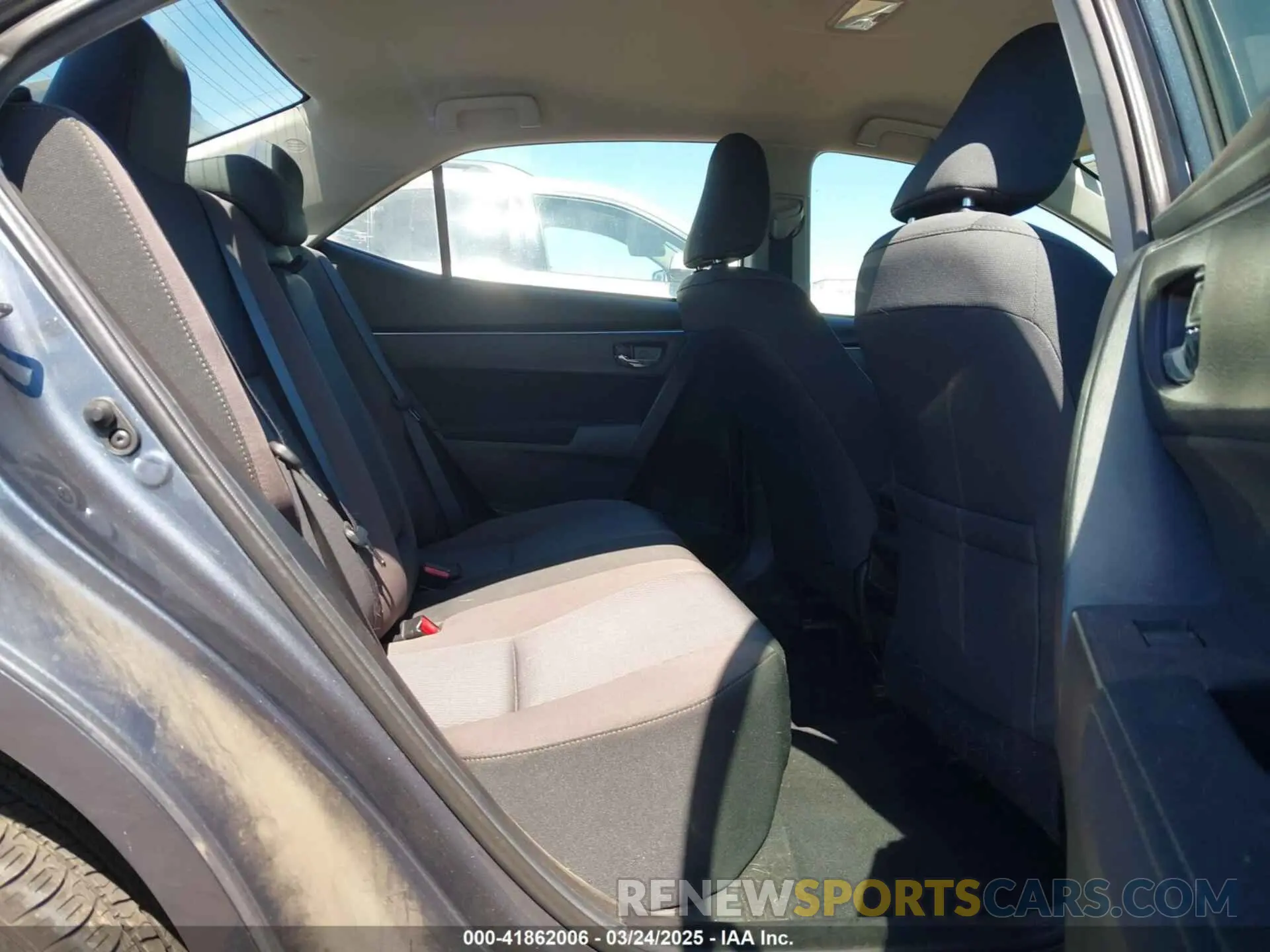 8 Фотография поврежденного автомобиля 5YFBURHE2KP877728 TOYOTA COROLLA 2019