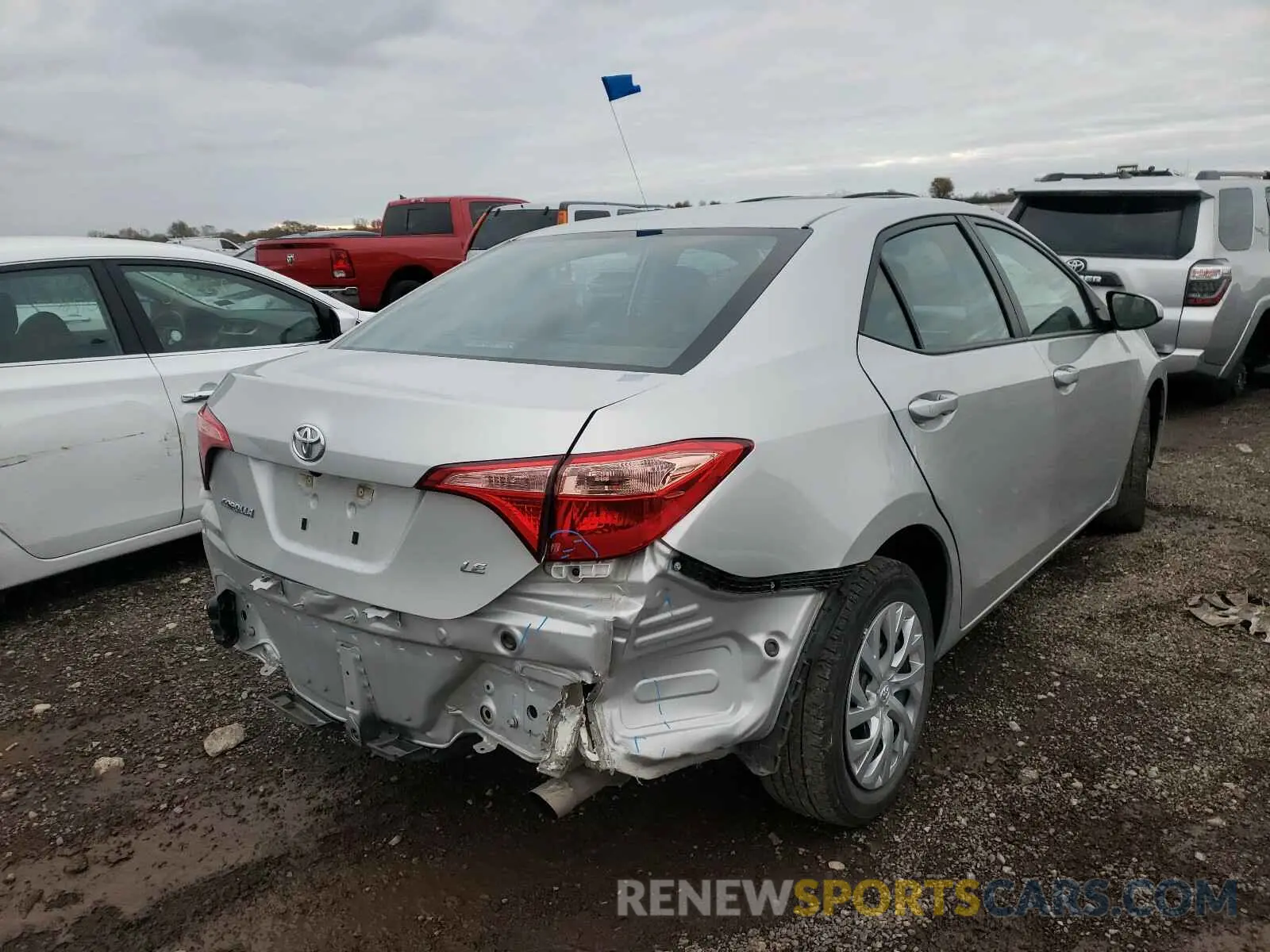 4 Photograph of a damaged car 5YFBURHE2KP885022 TOYOTA COROLLA 2019