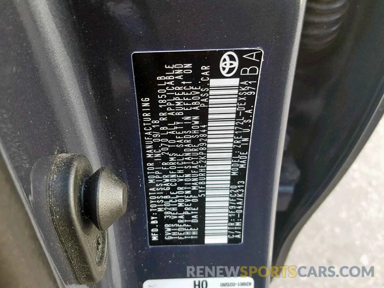 10 Photograph of a damaged car 5YFBURHE2KP892844 TOYOTA COROLLA 2019