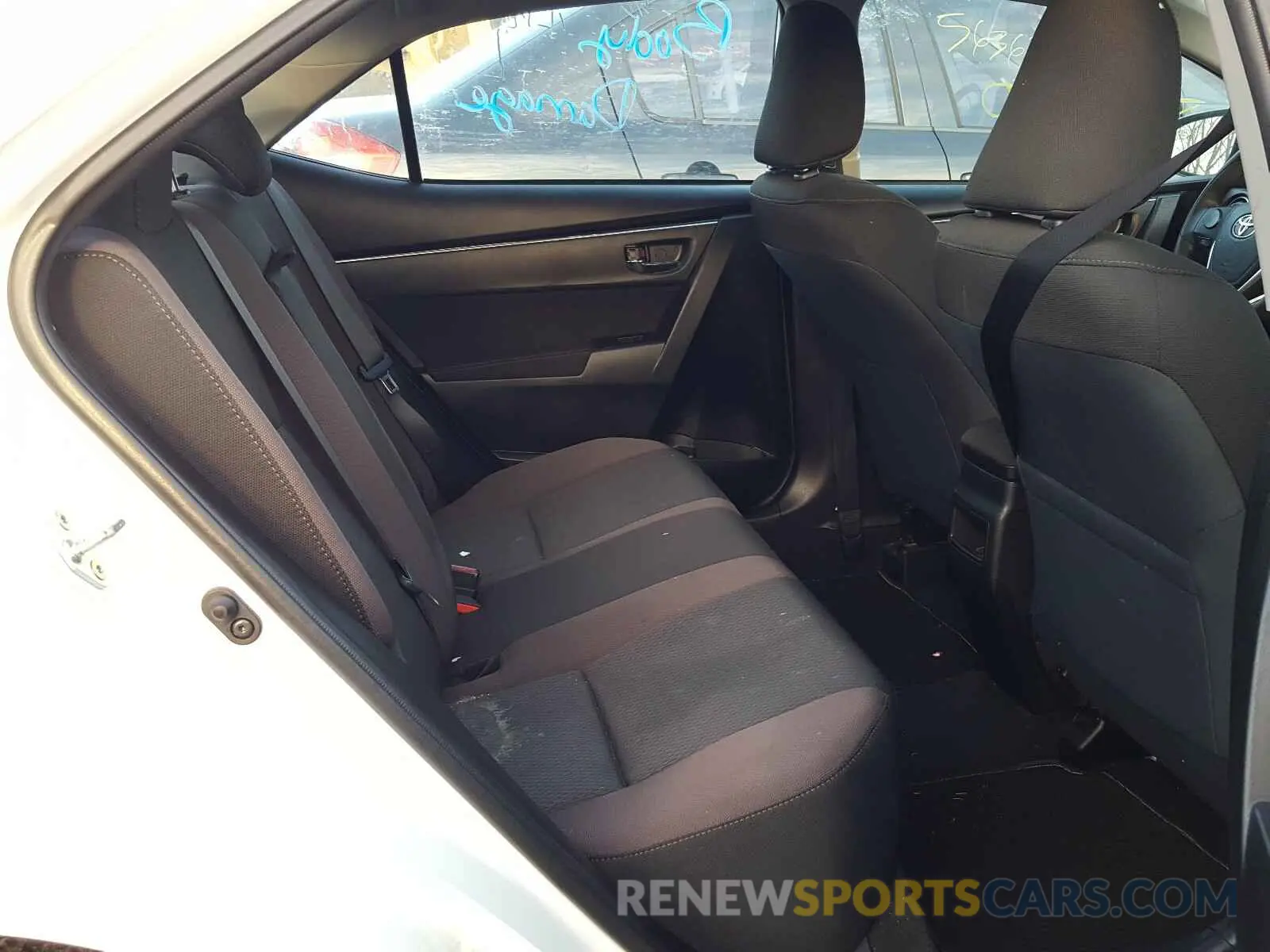 6 Photograph of a damaged car 5YFBURHE2KP896859 TOYOTA COROLLA 2019
