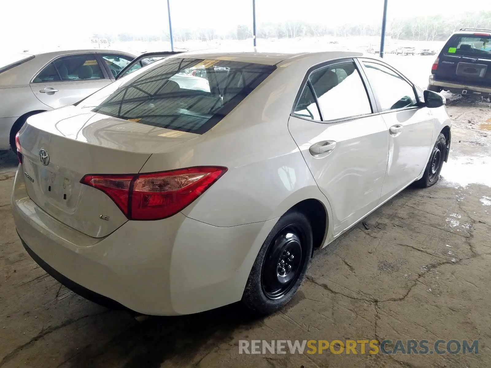4 Photograph of a damaged car 5YFBURHE2KP902420 TOYOTA COROLLA 2019