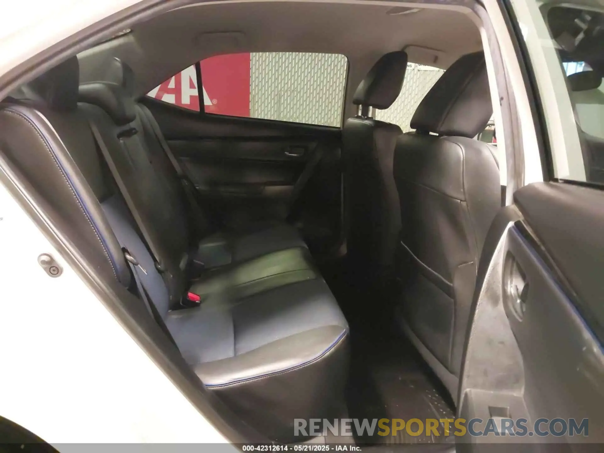 8 Photograph of a damaged car 5YFBURHE2KP903812 TOYOTA COROLLA 2019