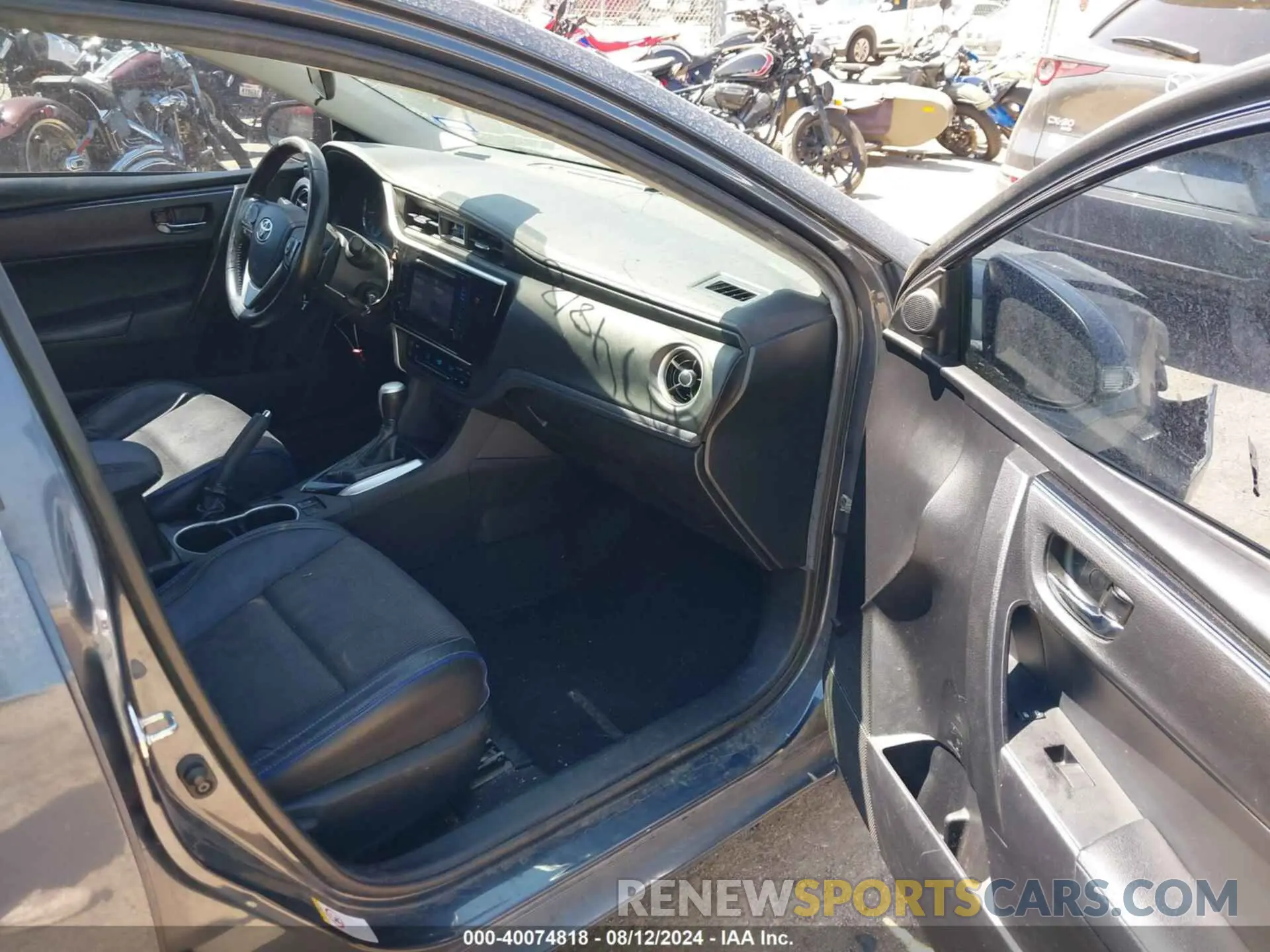 5 Photograph of a damaged car 5YFBURHE2KP910307 TOYOTA COROLLA 2019