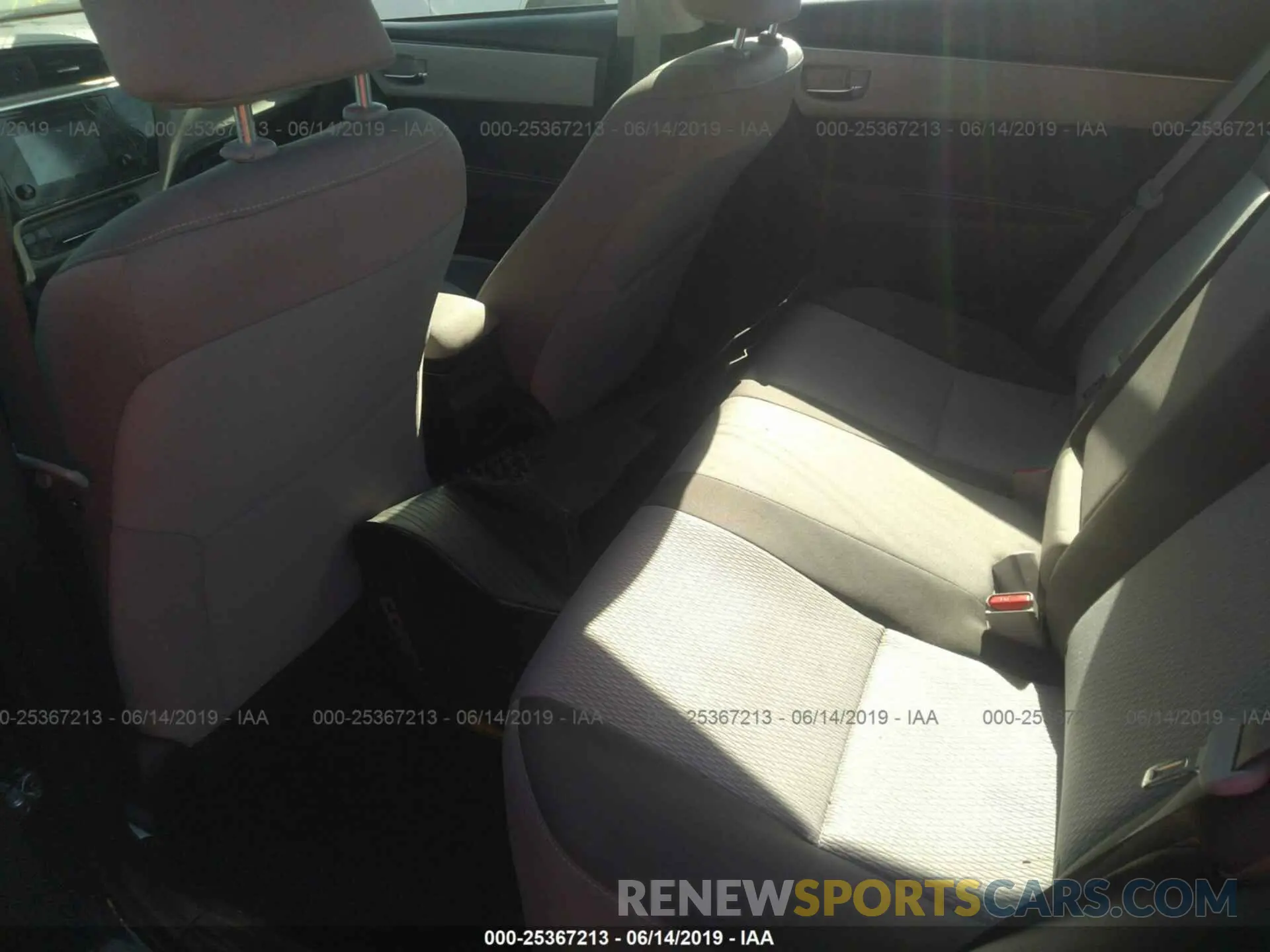 8 Photograph of a damaged car 5YFBURHE2KP910341 TOYOTA COROLLA 2019