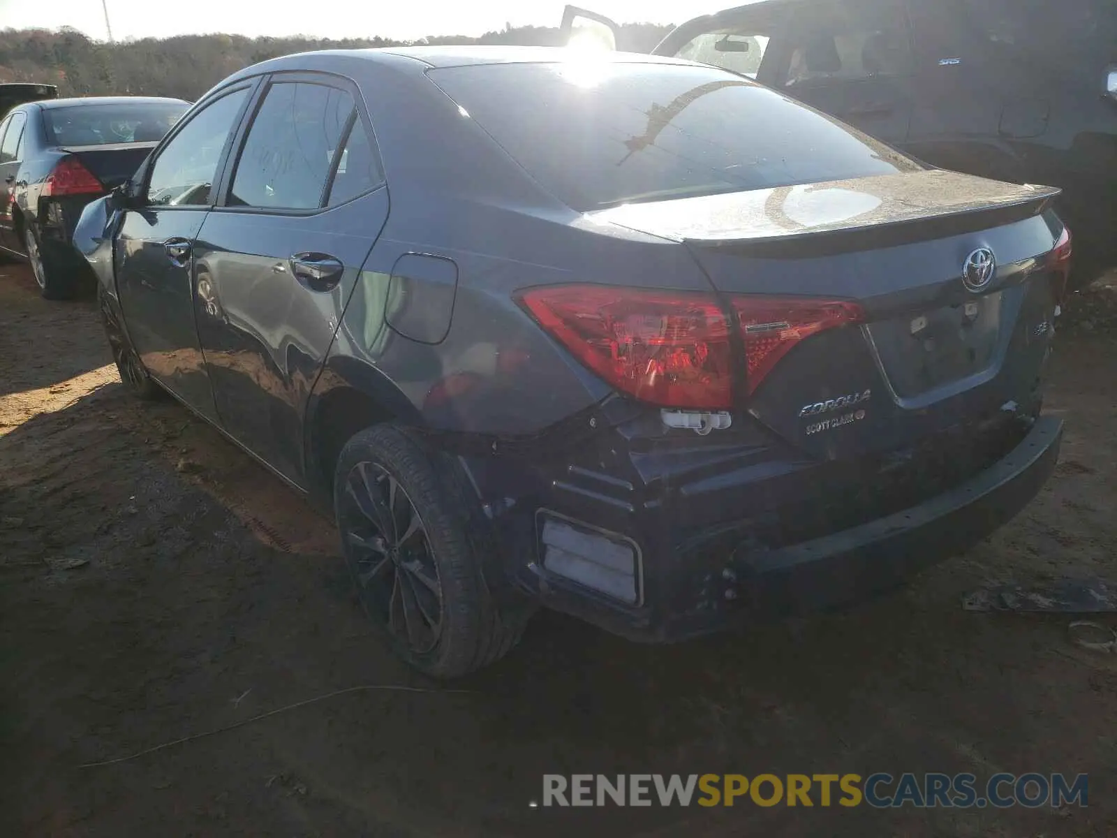 3 Photograph of a damaged car 5YFBURHE2KP917404 TOYOTA COROLLA 2019