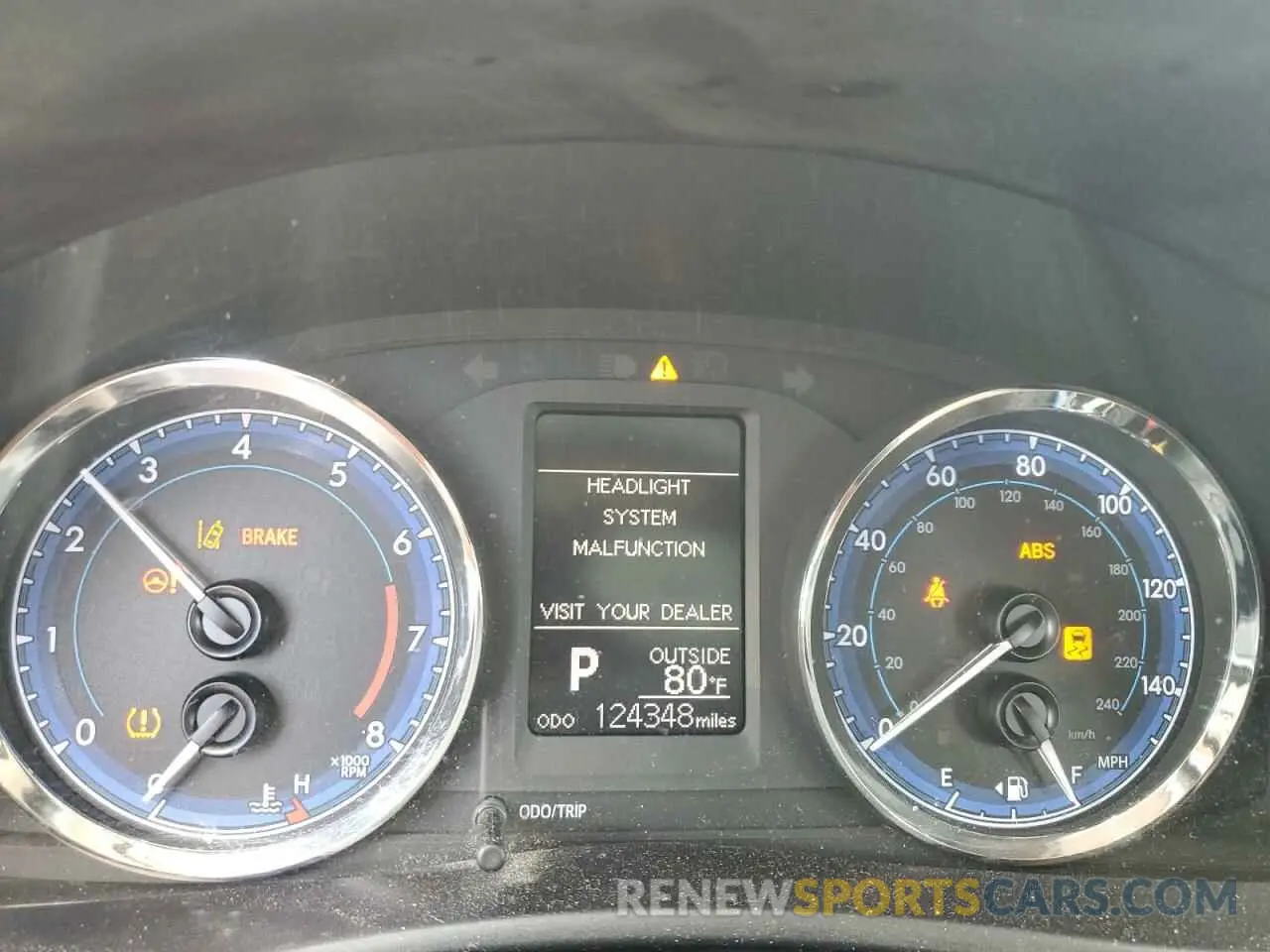 9 Photograph of a damaged car 5YFBURHE2KP924224 TOYOTA COROLLA 2019