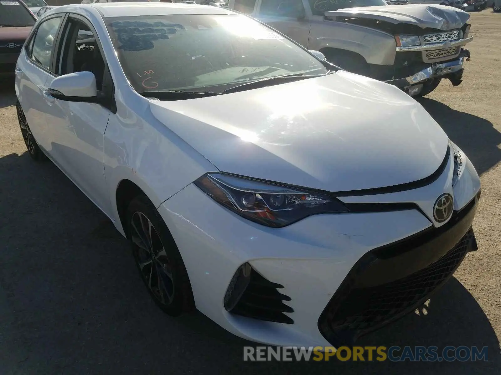 1 Photograph of a damaged car 5YFBURHE2KP928290 TOYOTA COROLLA 2019
