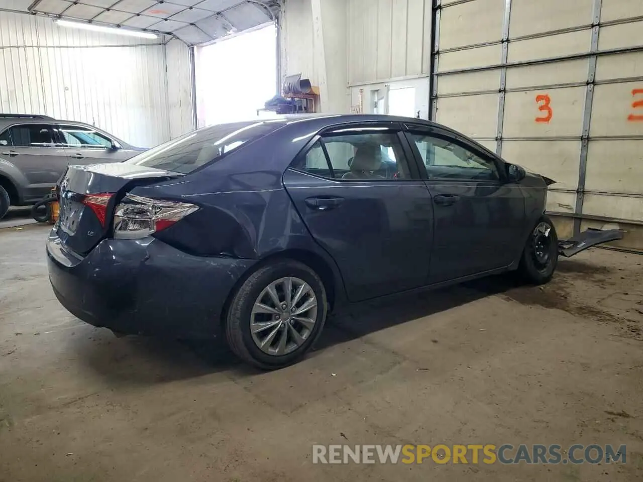 3 Photograph of a damaged car 5YFBURHE2KP936812 TOYOTA COROLLA 2019