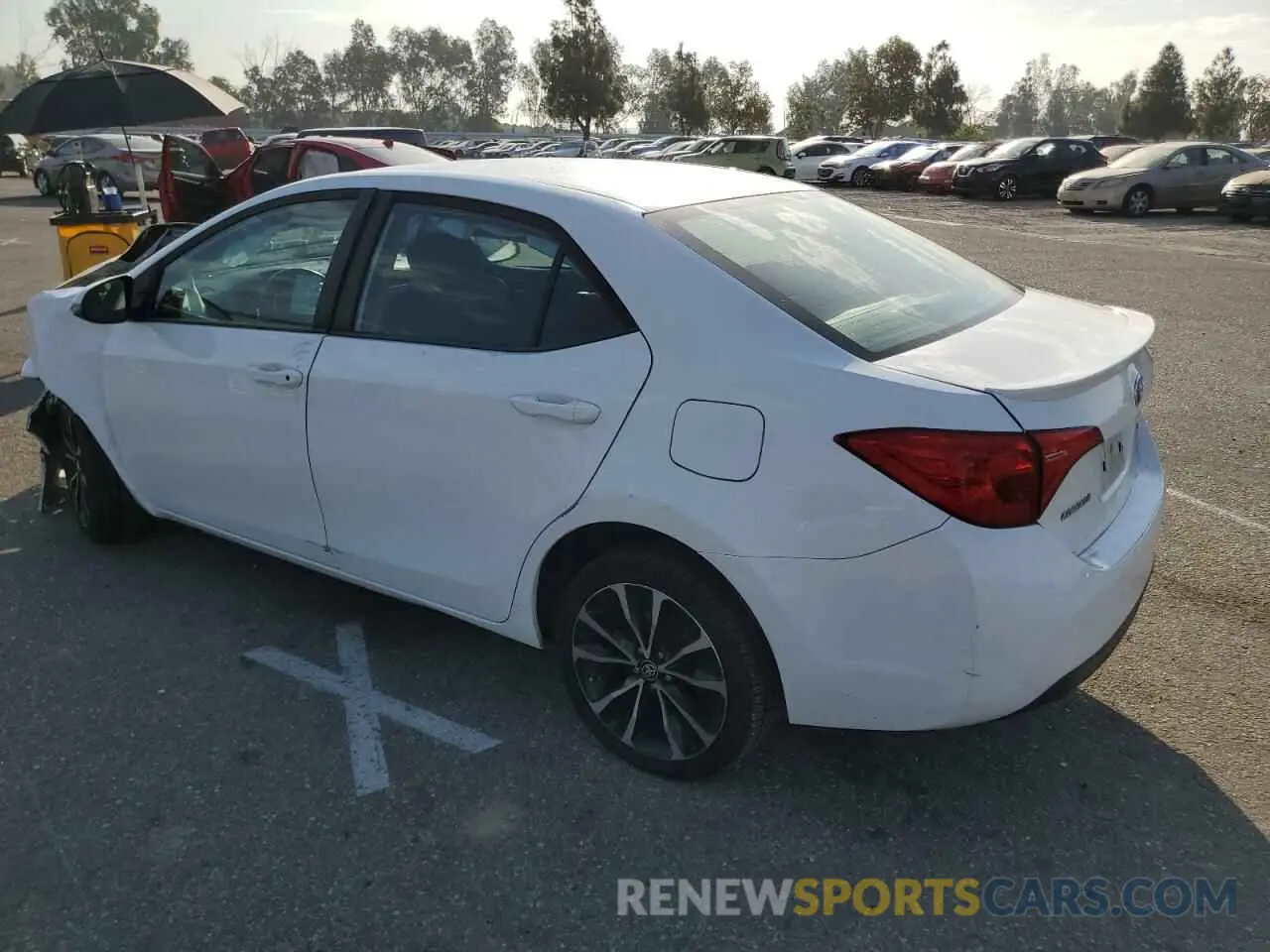 2 Фотография поврежденного автомобиля 5YFBURHE2KP938527 TOYOTA COROLLA 2019