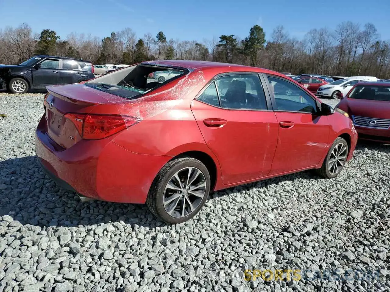 3 Фотография поврежденного автомобиля 5YFBURHE2KP939306 TOYOTA COROLLA 2019