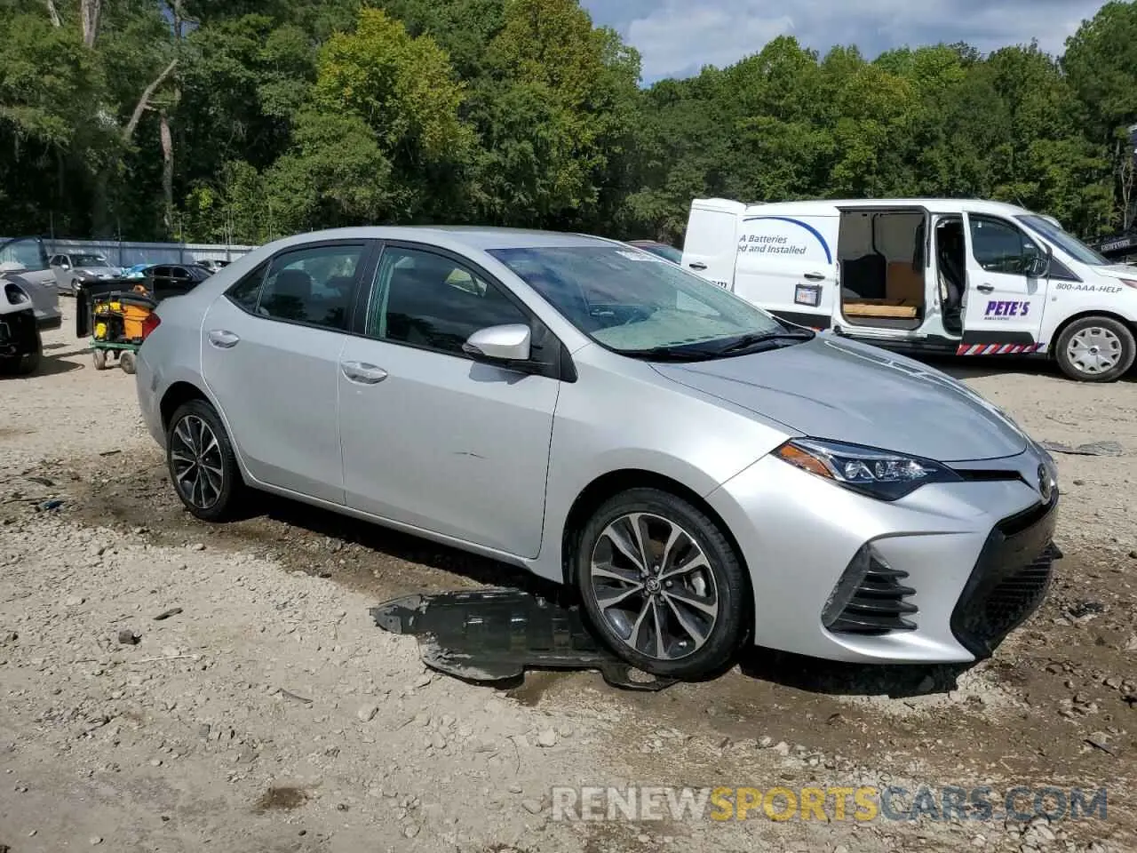 4 Photograph of a damaged car 5YFBURHE2KP939581 TOYOTA COROLLA 2019
