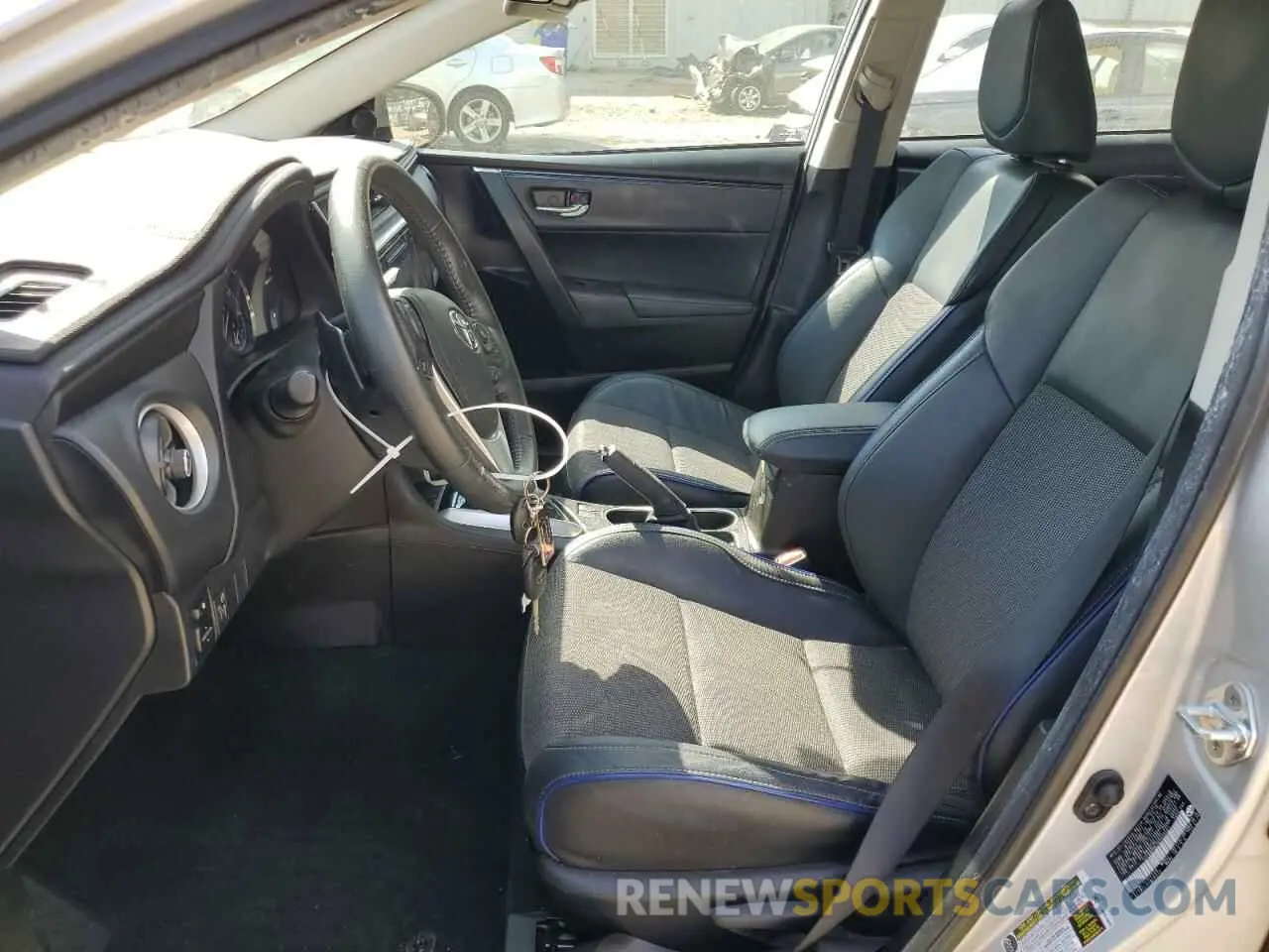 7 Photograph of a damaged car 5YFBURHE2KP939581 TOYOTA COROLLA 2019