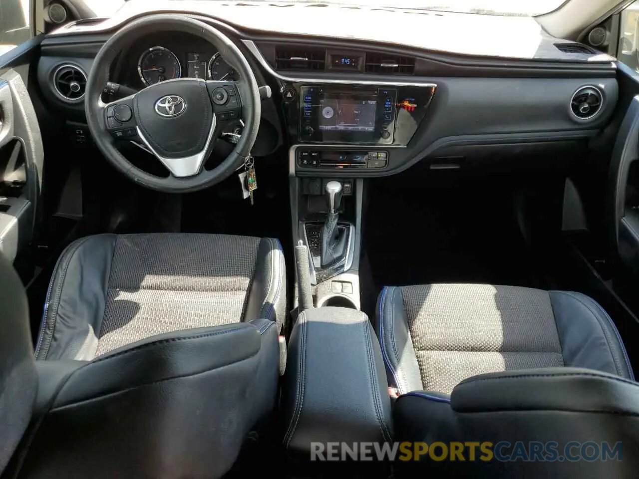 8 Photograph of a damaged car 5YFBURHE2KP939581 TOYOTA COROLLA 2019