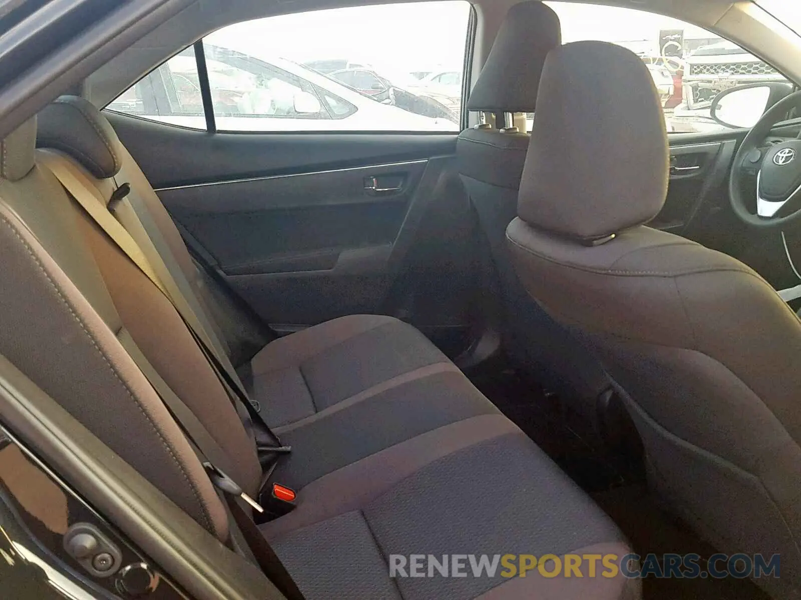 6 Photograph of a damaged car 5YFBURHE2KP940259 TOYOTA COROLLA 2019
