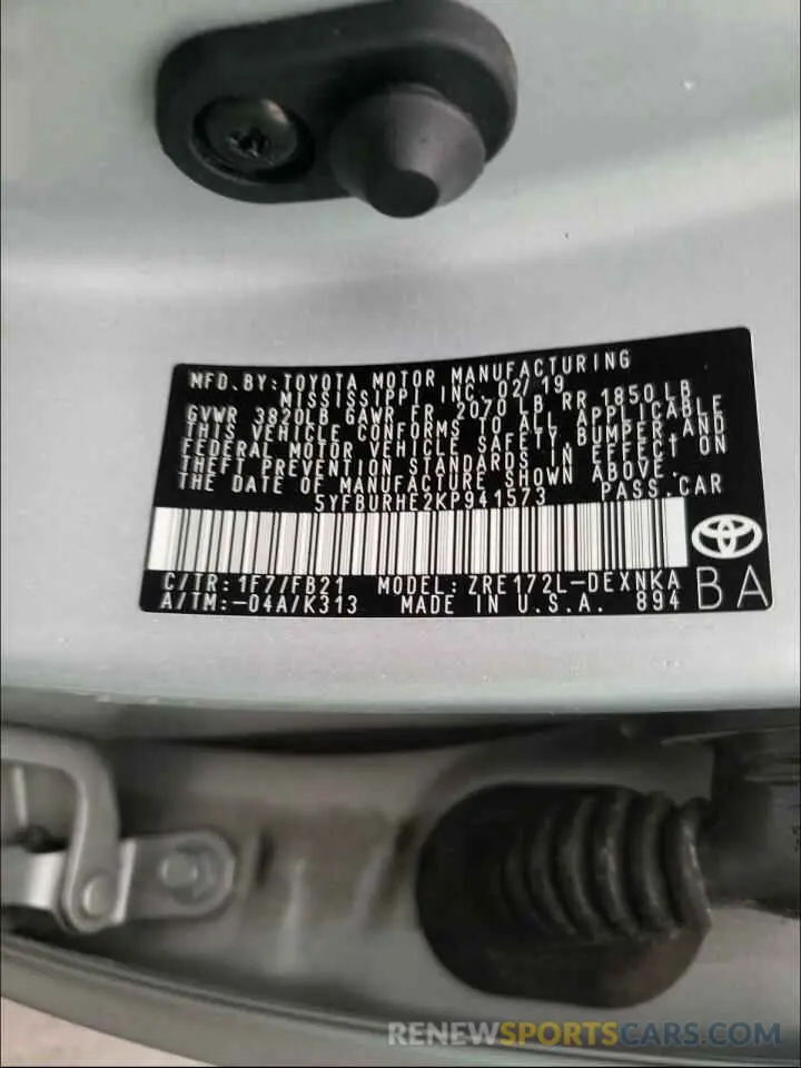 10 Photograph of a damaged car 5YFBURHE2KP941573 TOYOTA COROLLA 2019