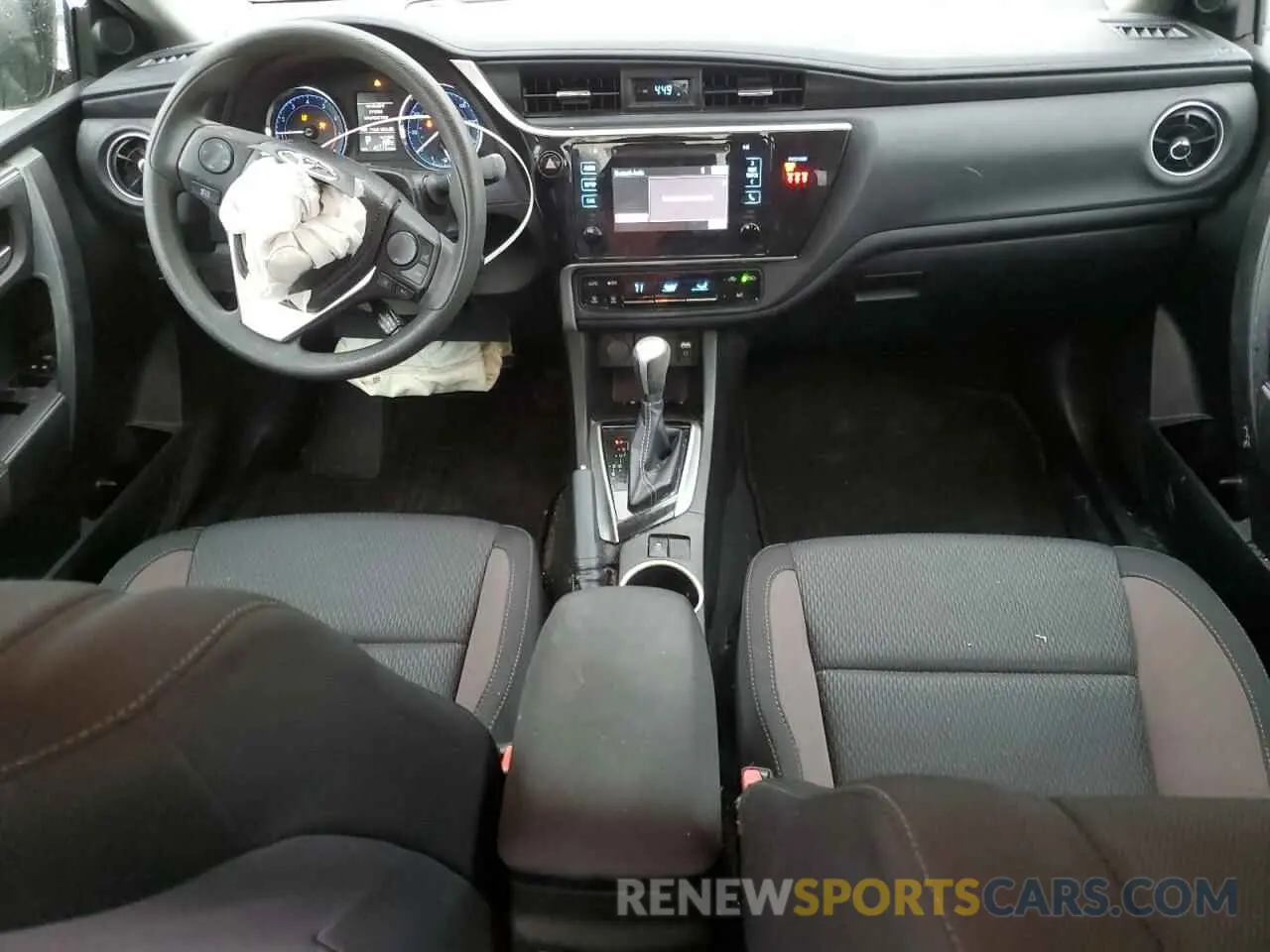 8 Фотография поврежденного автомобиля 5YFBURHE2KP942500 TOYOTA COROLLA 2019