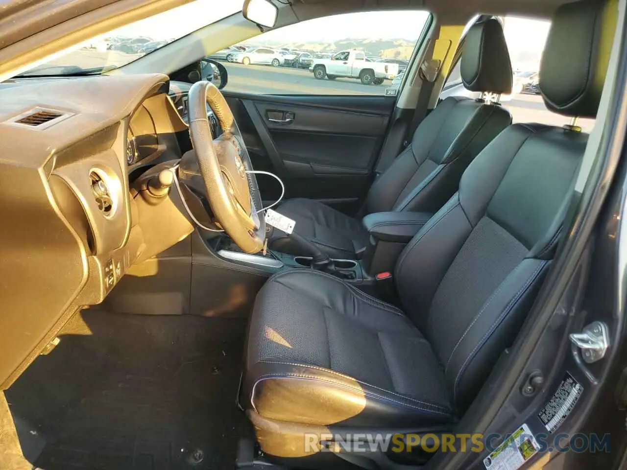 7 Photograph of a damaged car 5YFBURHE3KP881495 TOYOTA COROLLA 2019