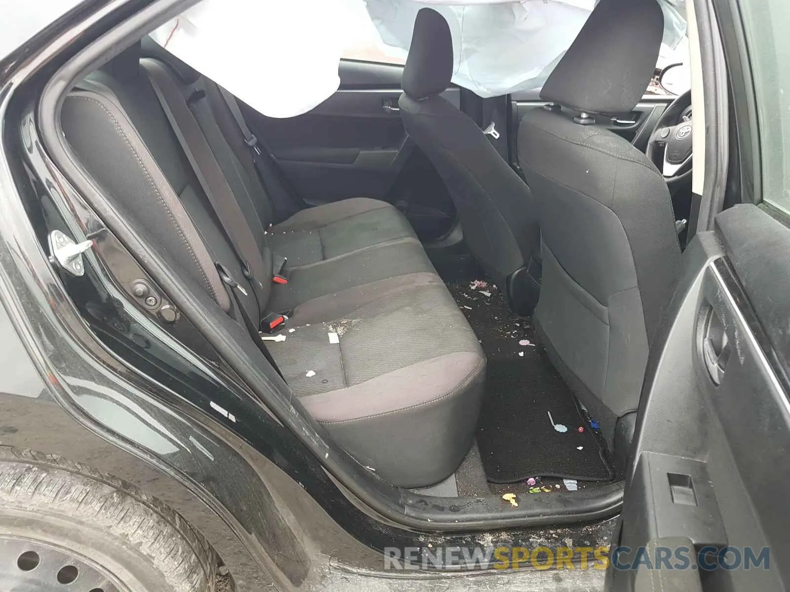 6 Photograph of a damaged car 5YFBURHE3KP885076 TOYOTA COROLLA 2019