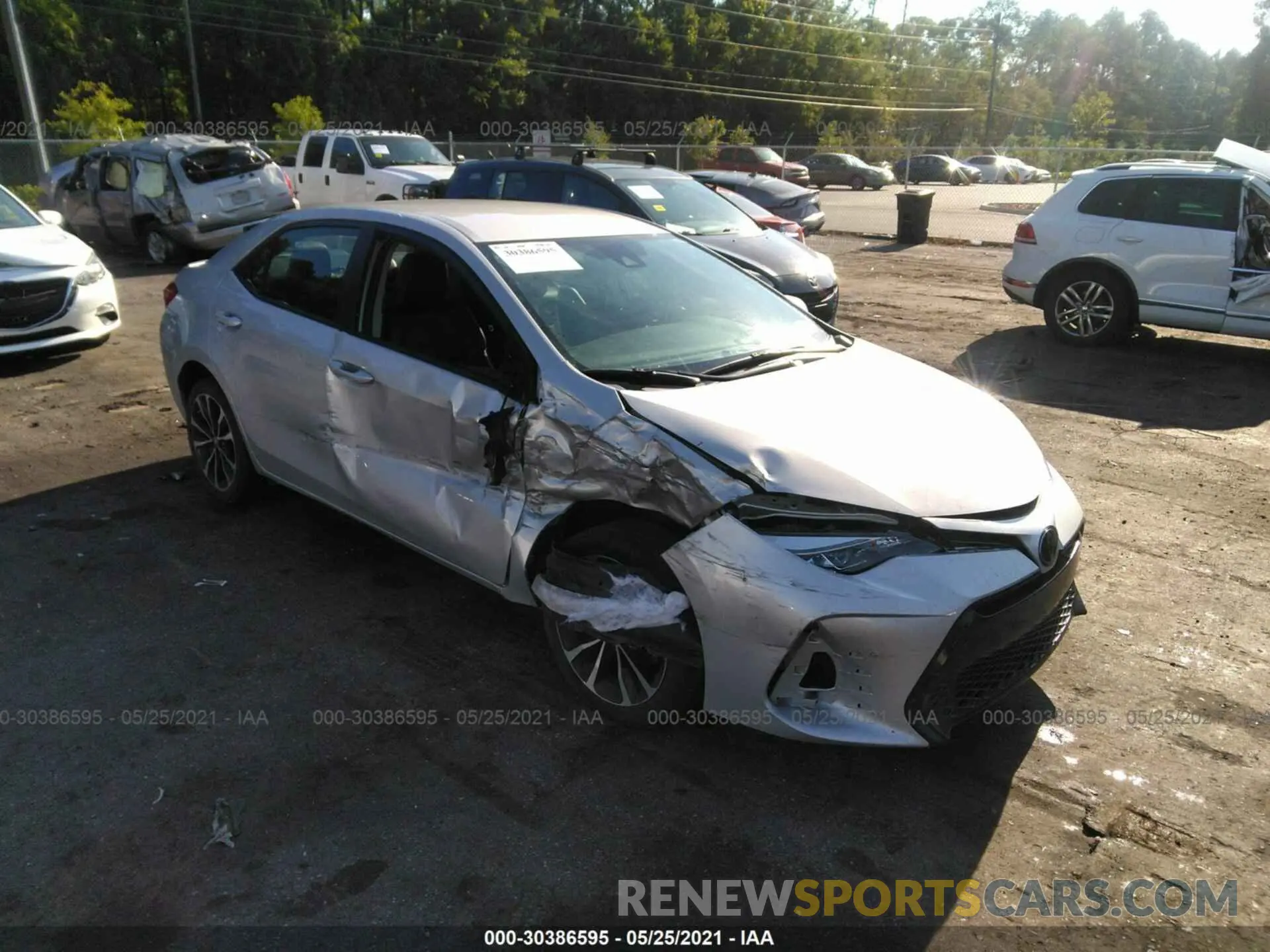 1 Photograph of a damaged car 5YFBURHE3KP889497 TOYOTA COROLLA 2019
