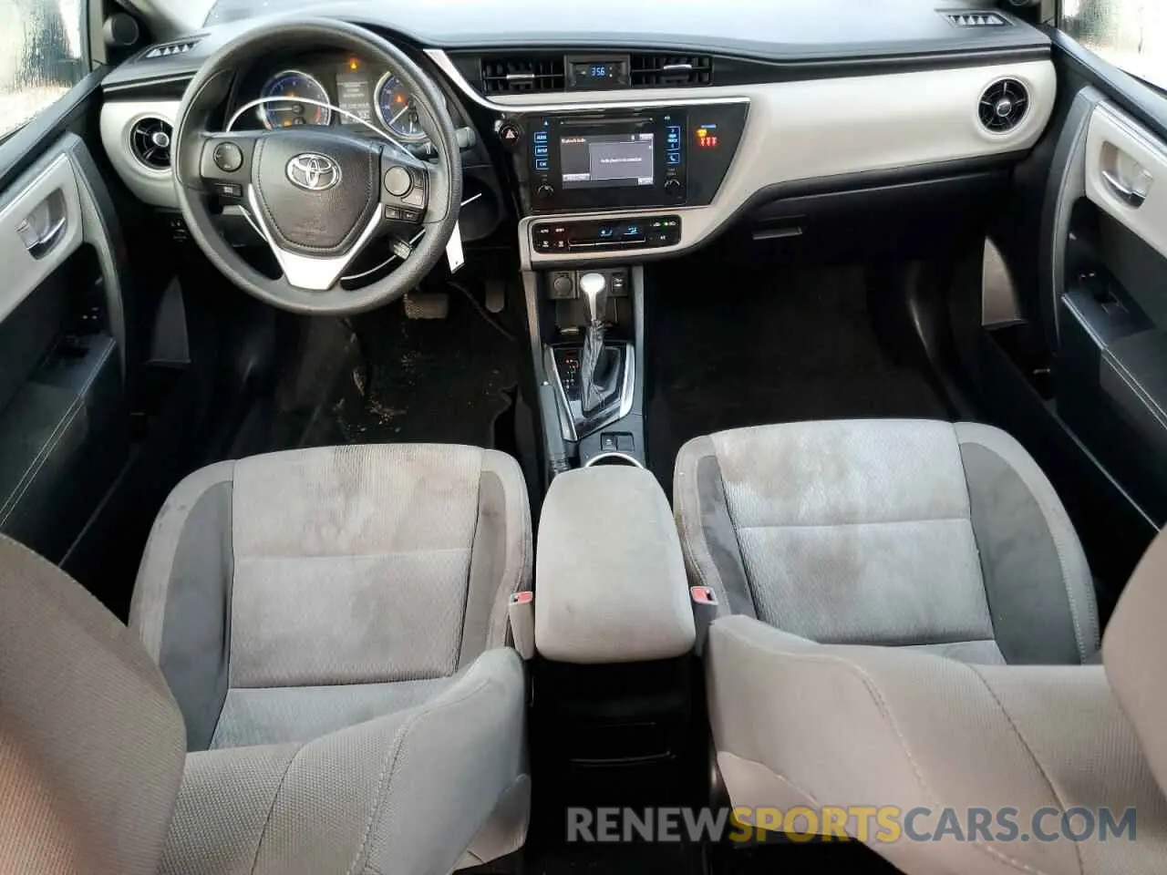 8 Фотография поврежденного автомобиля 5YFBURHE3KP889838 TOYOTA COROLLA 2019