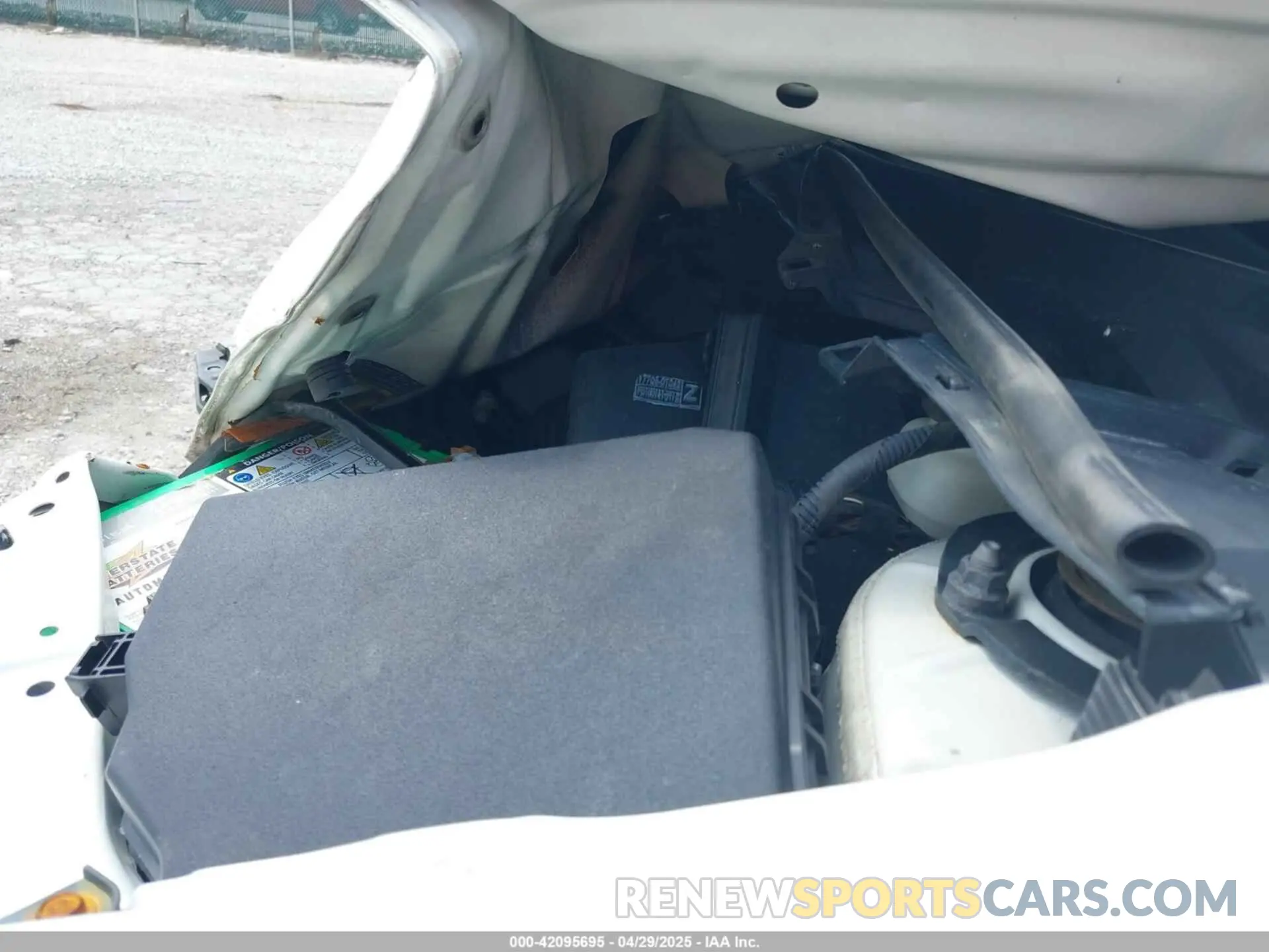 10 Photograph of a damaged car 5YFBURHE3KP891122 TOYOTA COROLLA 2019