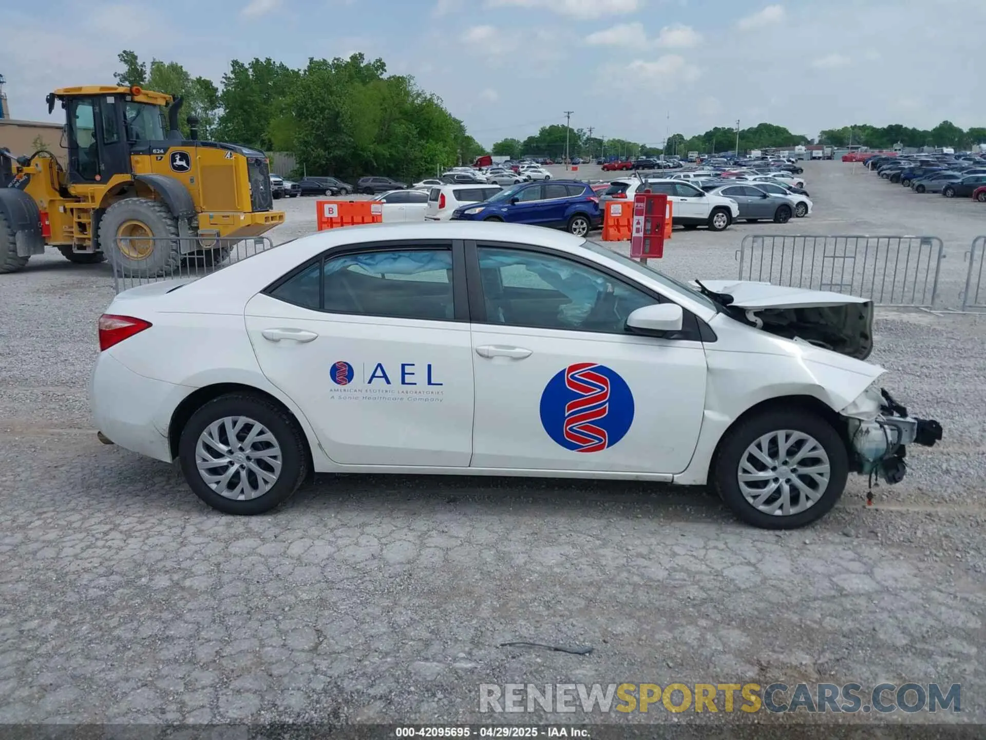 13 Photograph of a damaged car 5YFBURHE3KP891122 TOYOTA COROLLA 2019