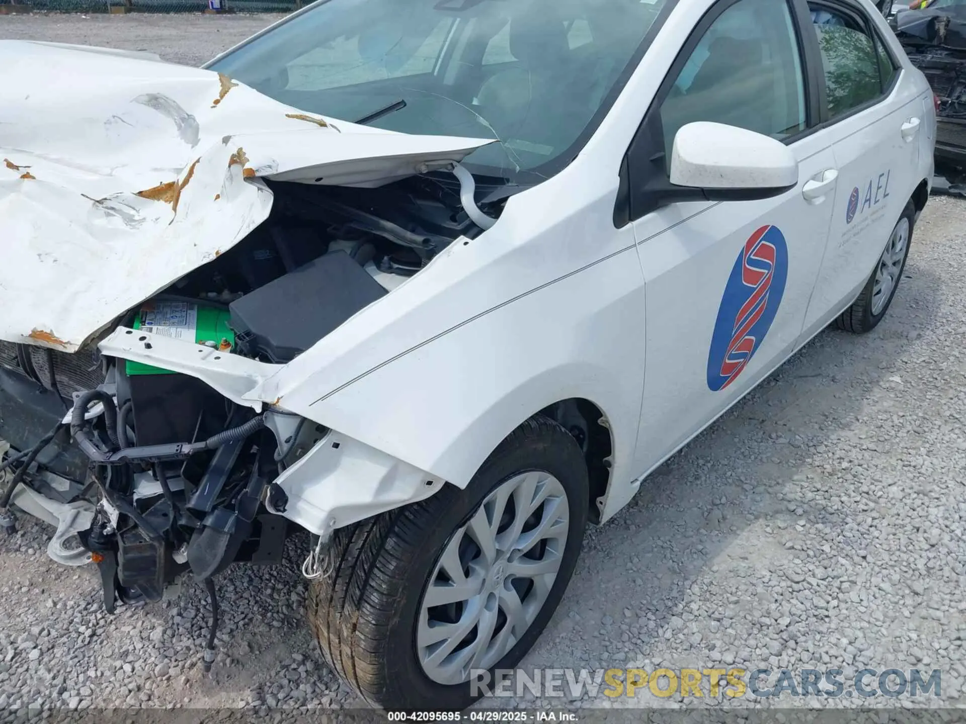 18 Photograph of a damaged car 5YFBURHE3KP891122 TOYOTA COROLLA 2019