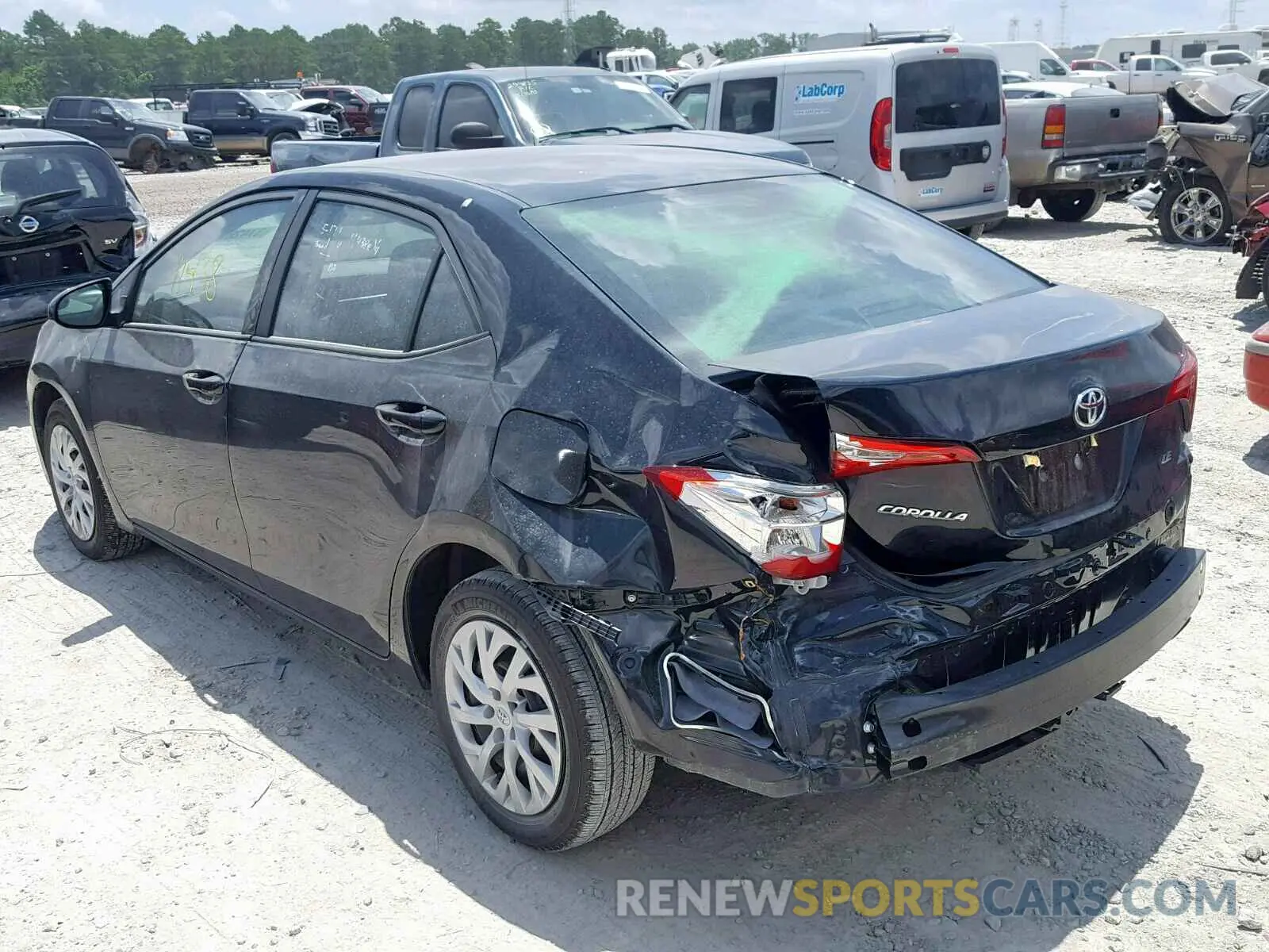 3 Photograph of a damaged car 5YFBURHE3KP895591 TOYOTA COROLLA 2019