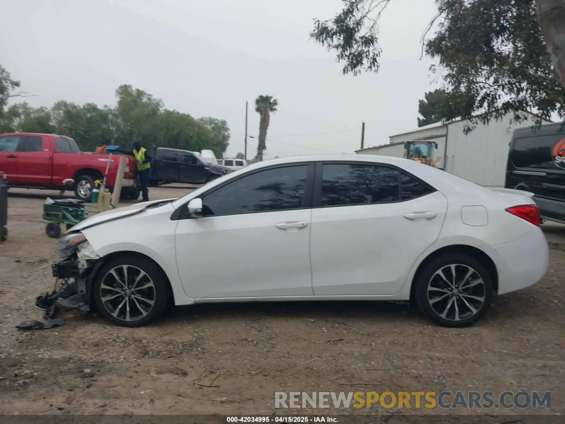 15 Фотография поврежденного автомобиля 5YFBURHE3KP895705 TOYOTA COROLLA 2019