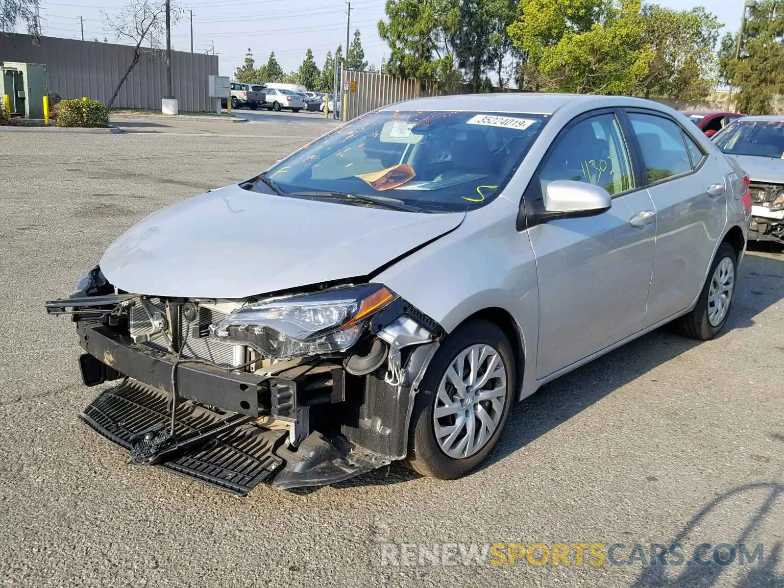2 Photograph of a damaged car 5YFBURHE3KP901034 TOYOTA COROLLA 2019