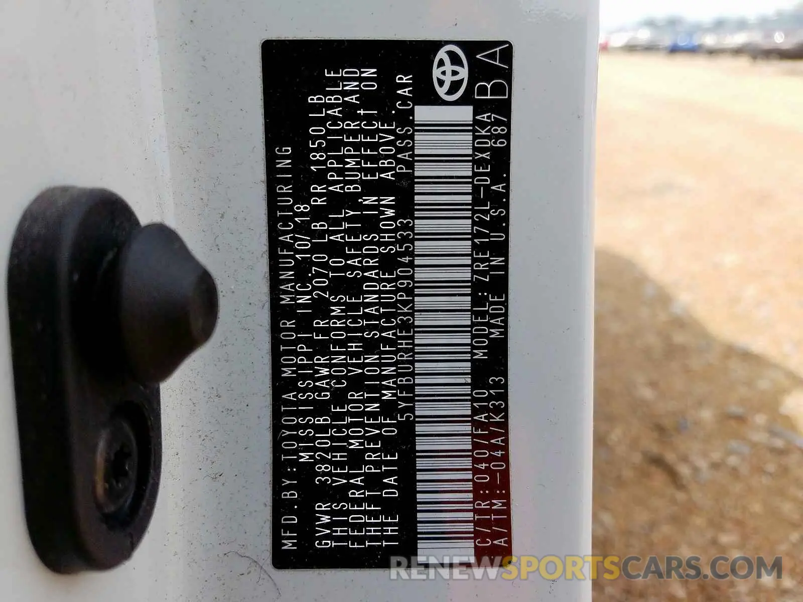 10 Photograph of a damaged car 5YFBURHE3KP904533 TOYOTA COROLLA 2019