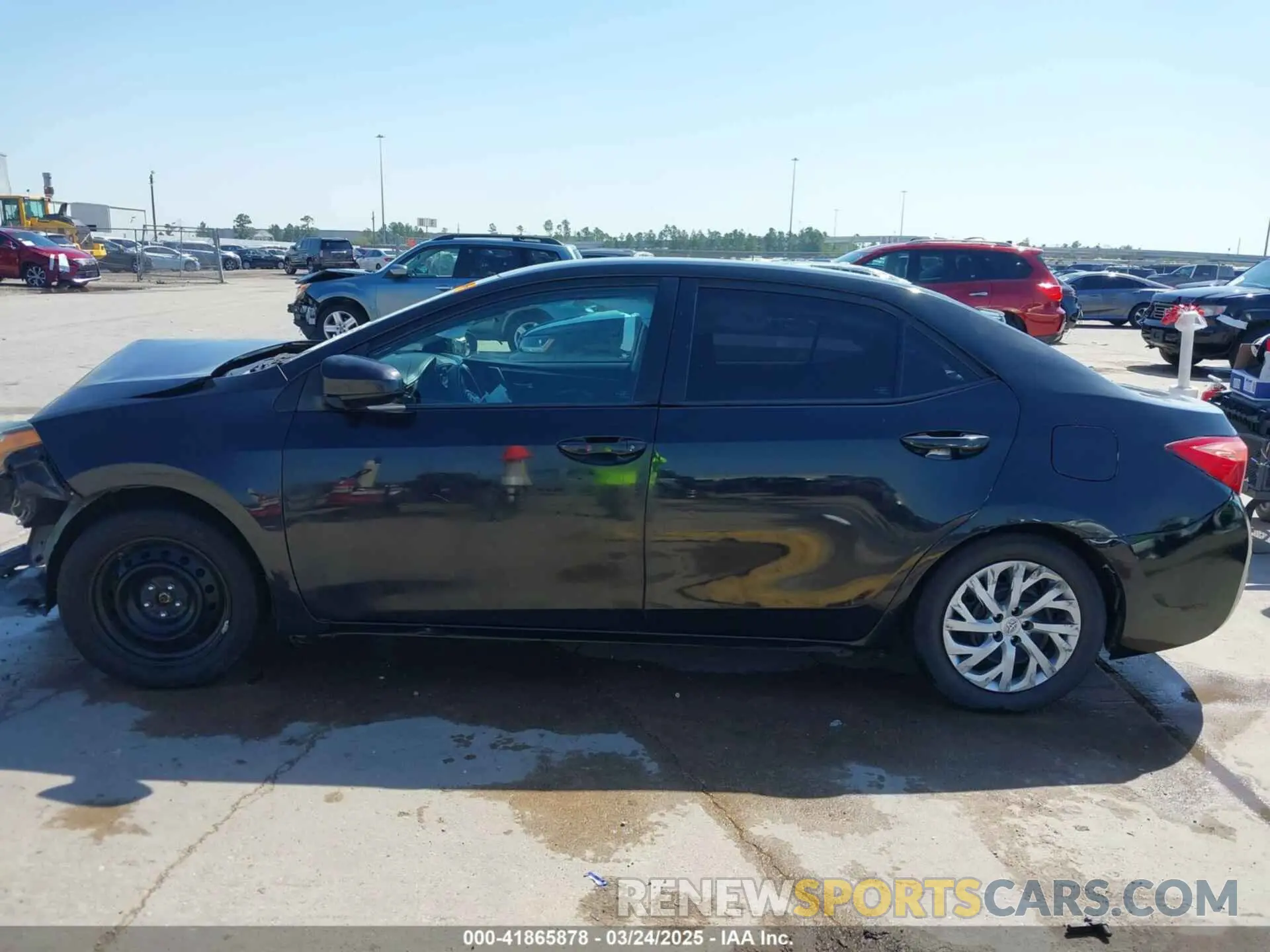 14 Photograph of a damaged car 5YFBURHE3KP919758 TOYOTA COROLLA 2019