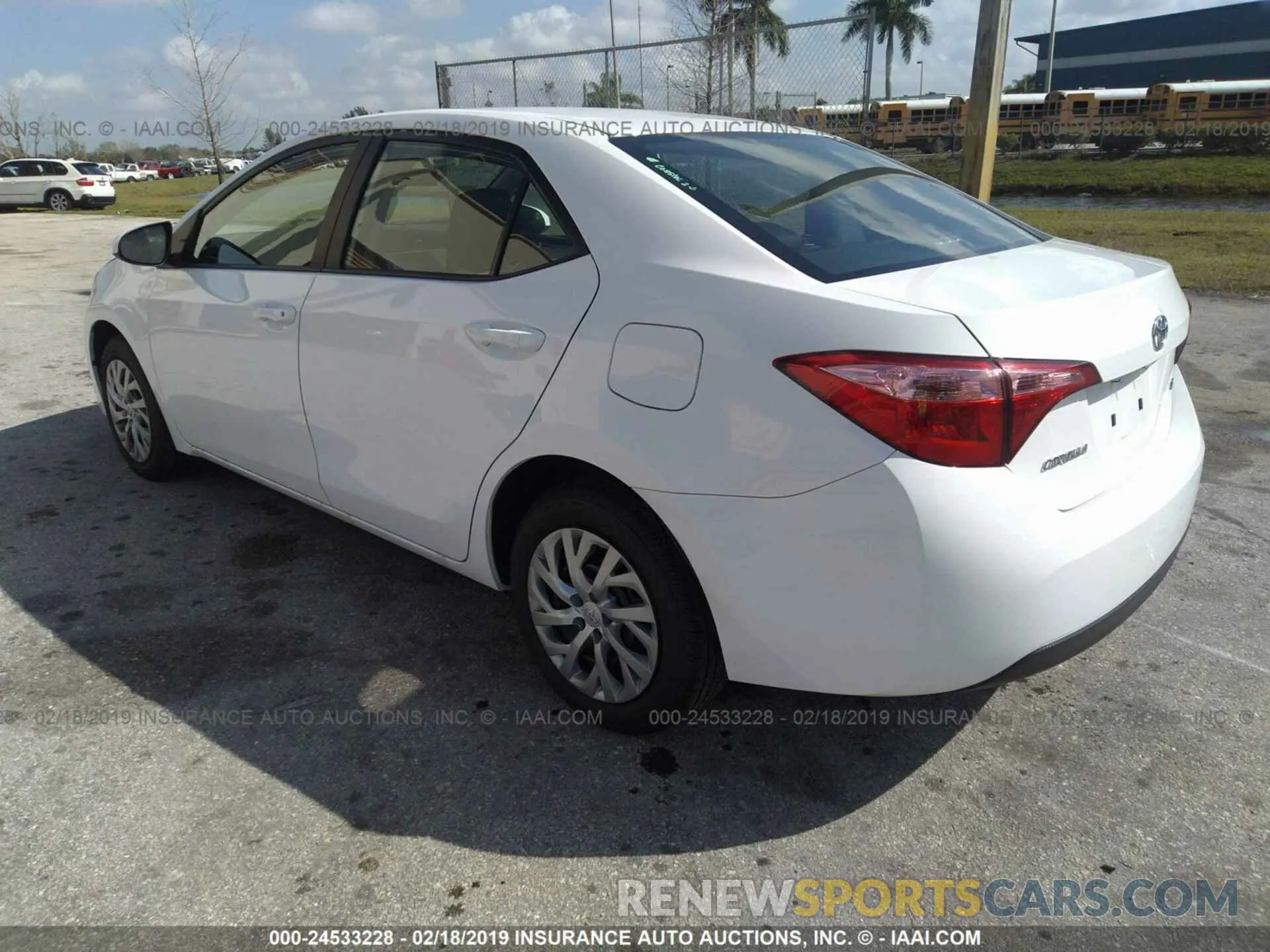 3 Photograph of a damaged car 5YFBURHE3KP921199 TOYOTA COROLLA 2019