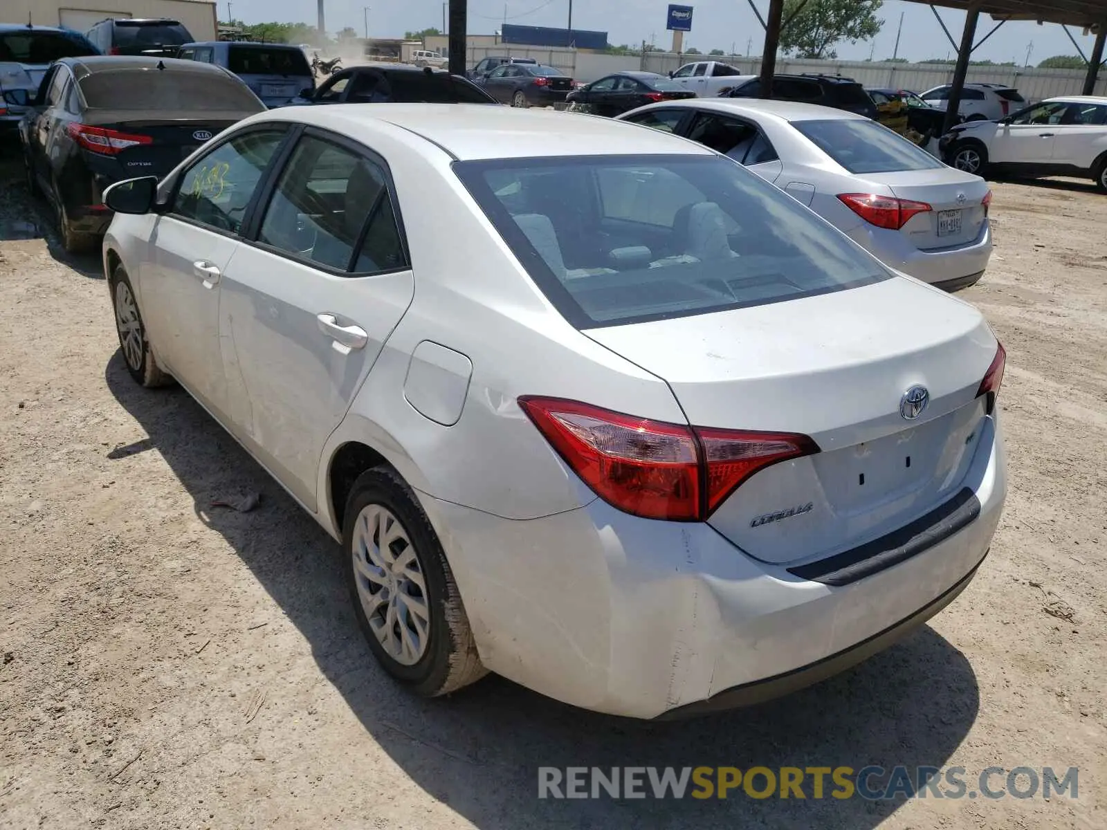 3 Photograph of a damaged car 5YFBURHE3KP926788 TOYOTA COROLLA 2019