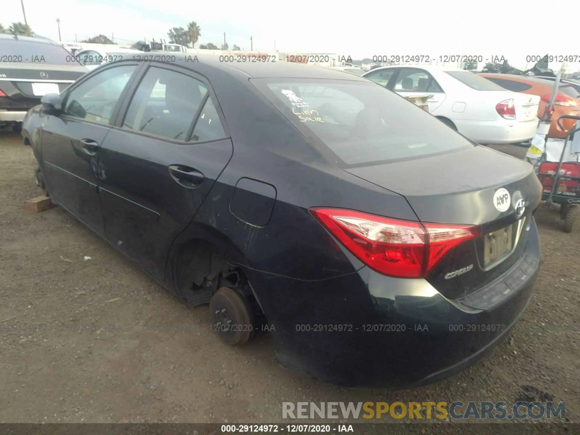 3 Photograph of a damaged car 5YFBURHE3KP932414 TOYOTA COROLLA 2019