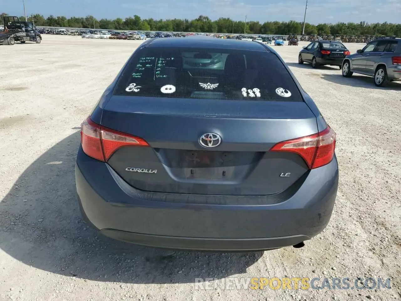 6 Фотография поврежденного автомобиля 5YFBURHE3KP932624 TOYOTA COROLLA 2019