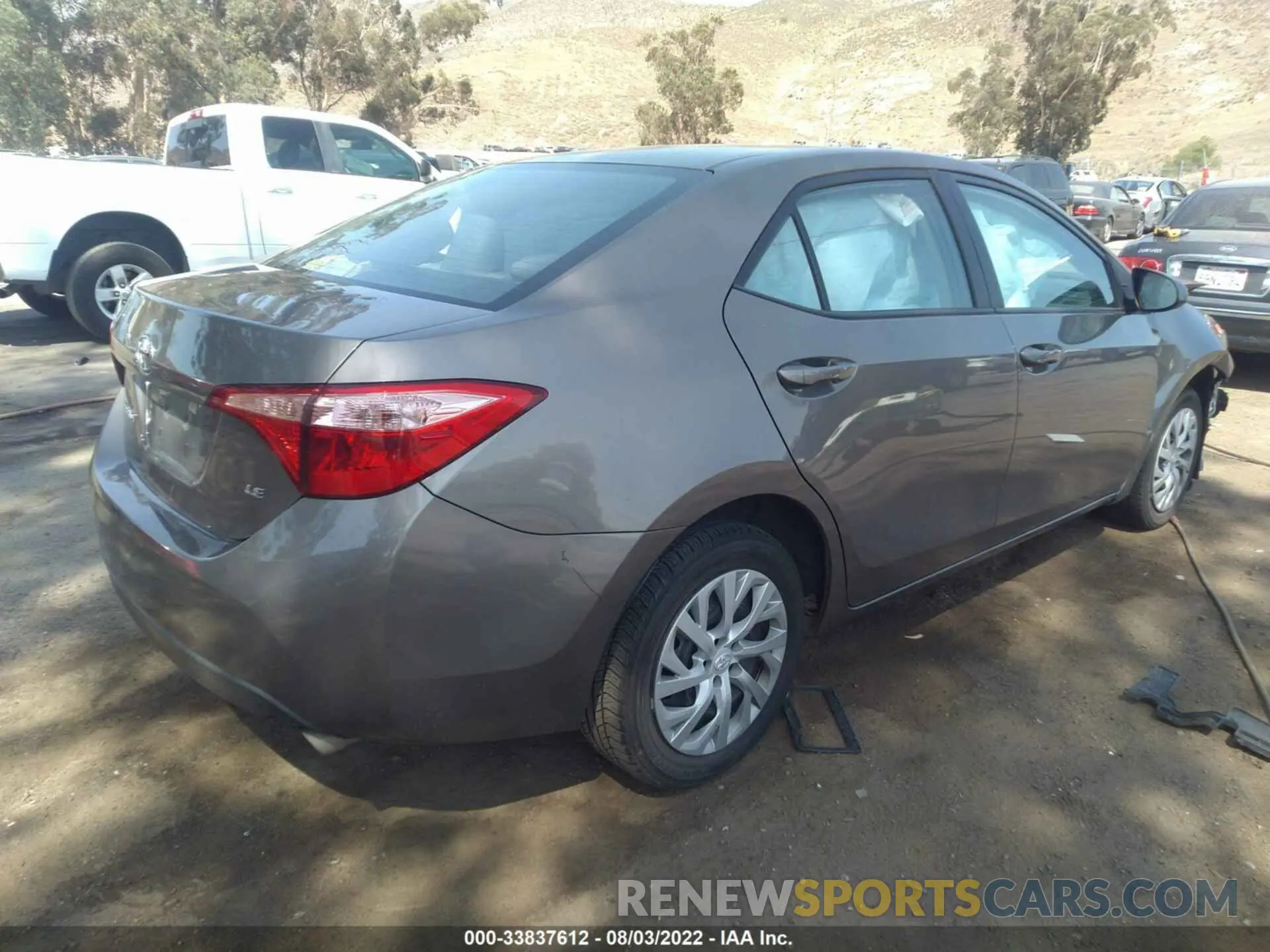 4 Фотография поврежденного автомобиля 5YFBURHE3KP933210 TOYOTA COROLLA 2019