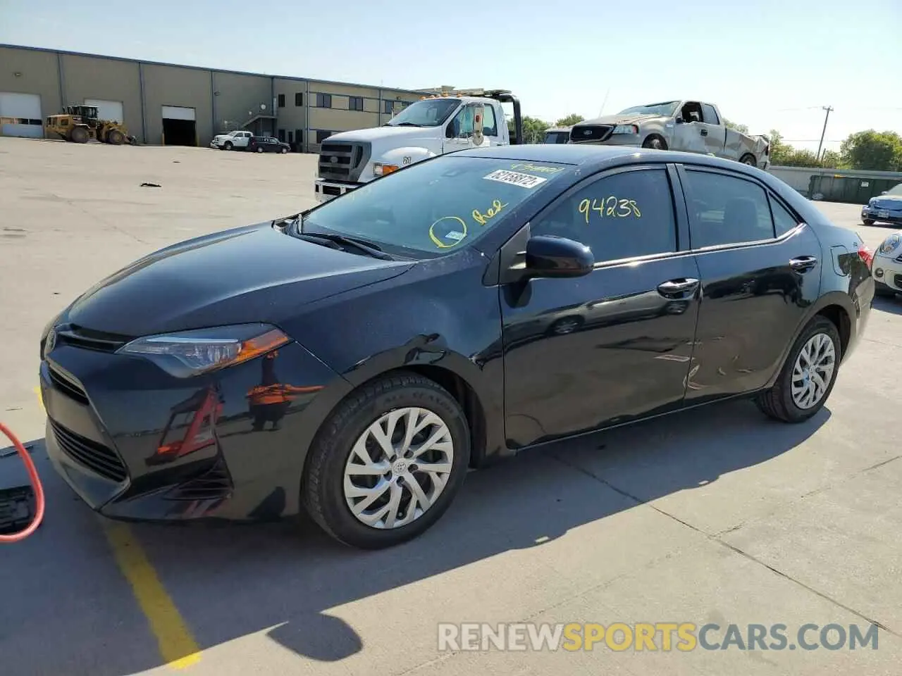 2 Photograph of a damaged car 5YFBURHE3KP938407 TOYOTA COROLLA 2019