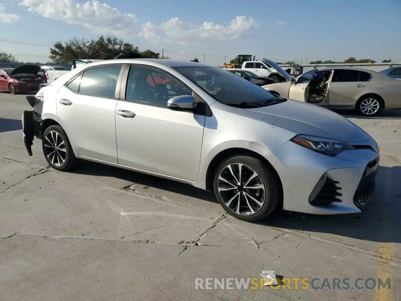 4 Фотография поврежденного автомобиля 5YFBURHE3KP939671 TOYOTA COROLLA 2019