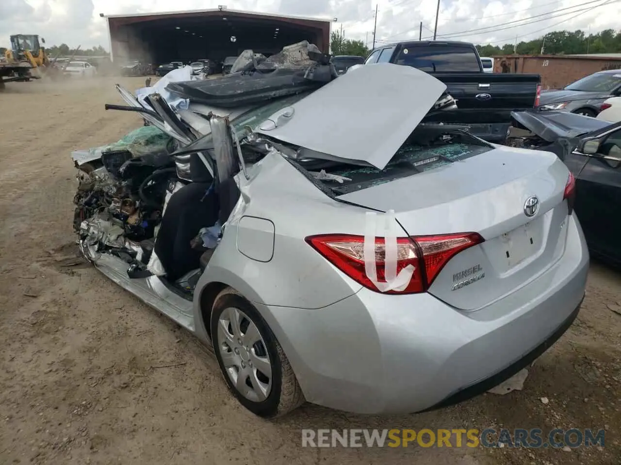 3 Photograph of a damaged car 5YFBURHE3KP941033 TOYOTA COROLLA 2019
