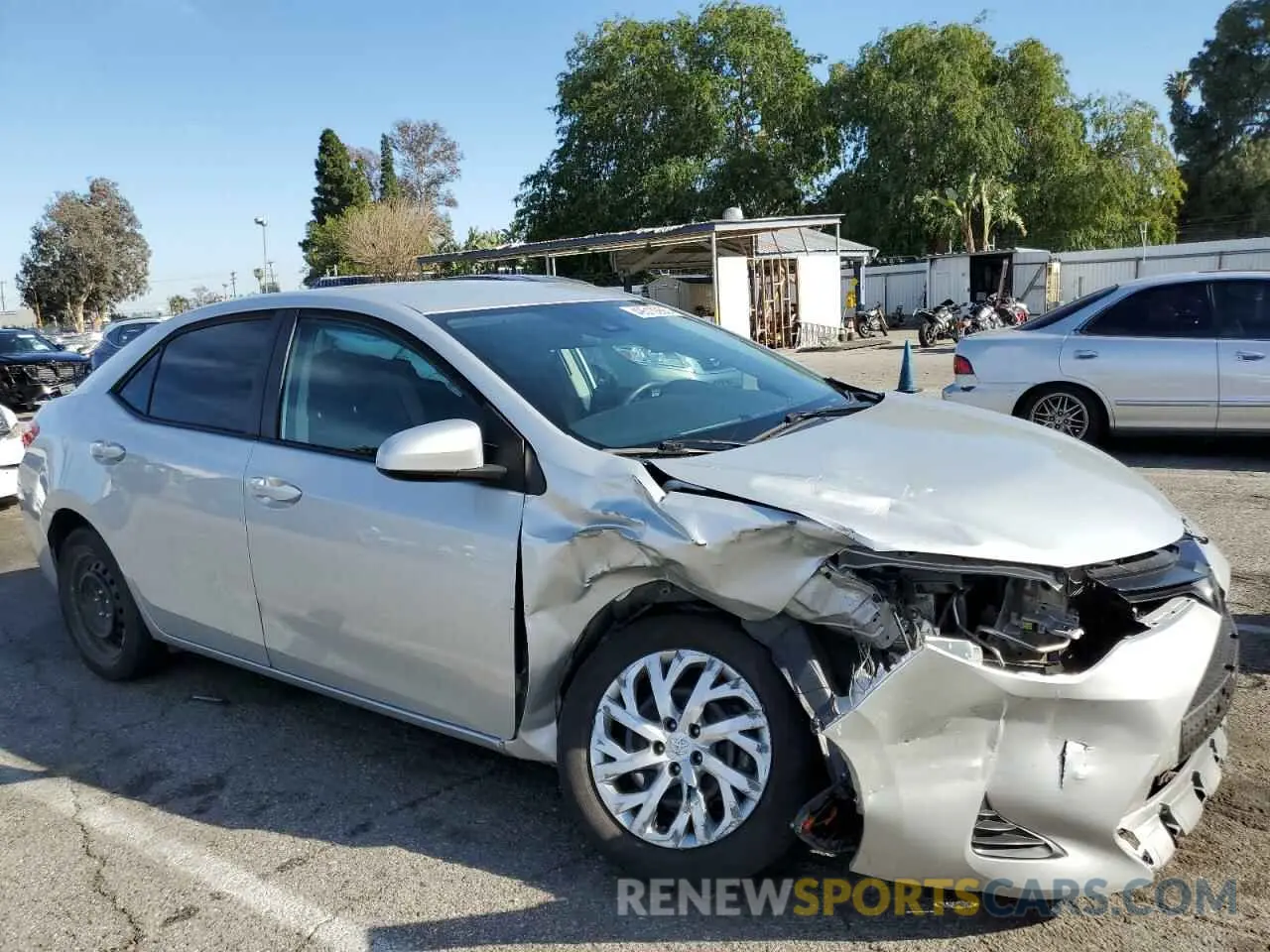 4 Photograph of a damaged car 5YFBURHE3KP942215 TOYOTA COROLLA 2019