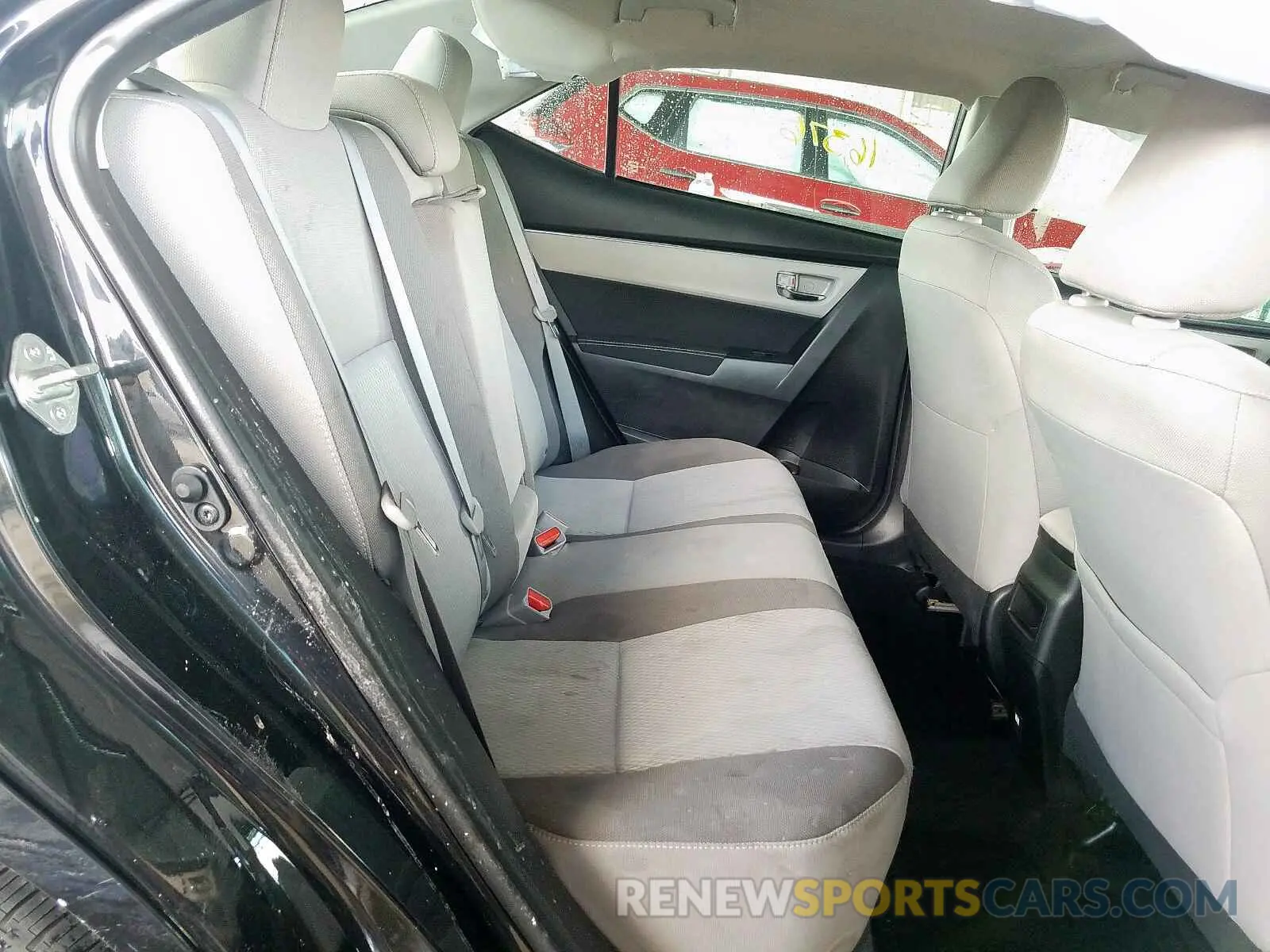 6 Photograph of a damaged car 5YFBURHE4KP858016 TOYOTA COROLLA 2019