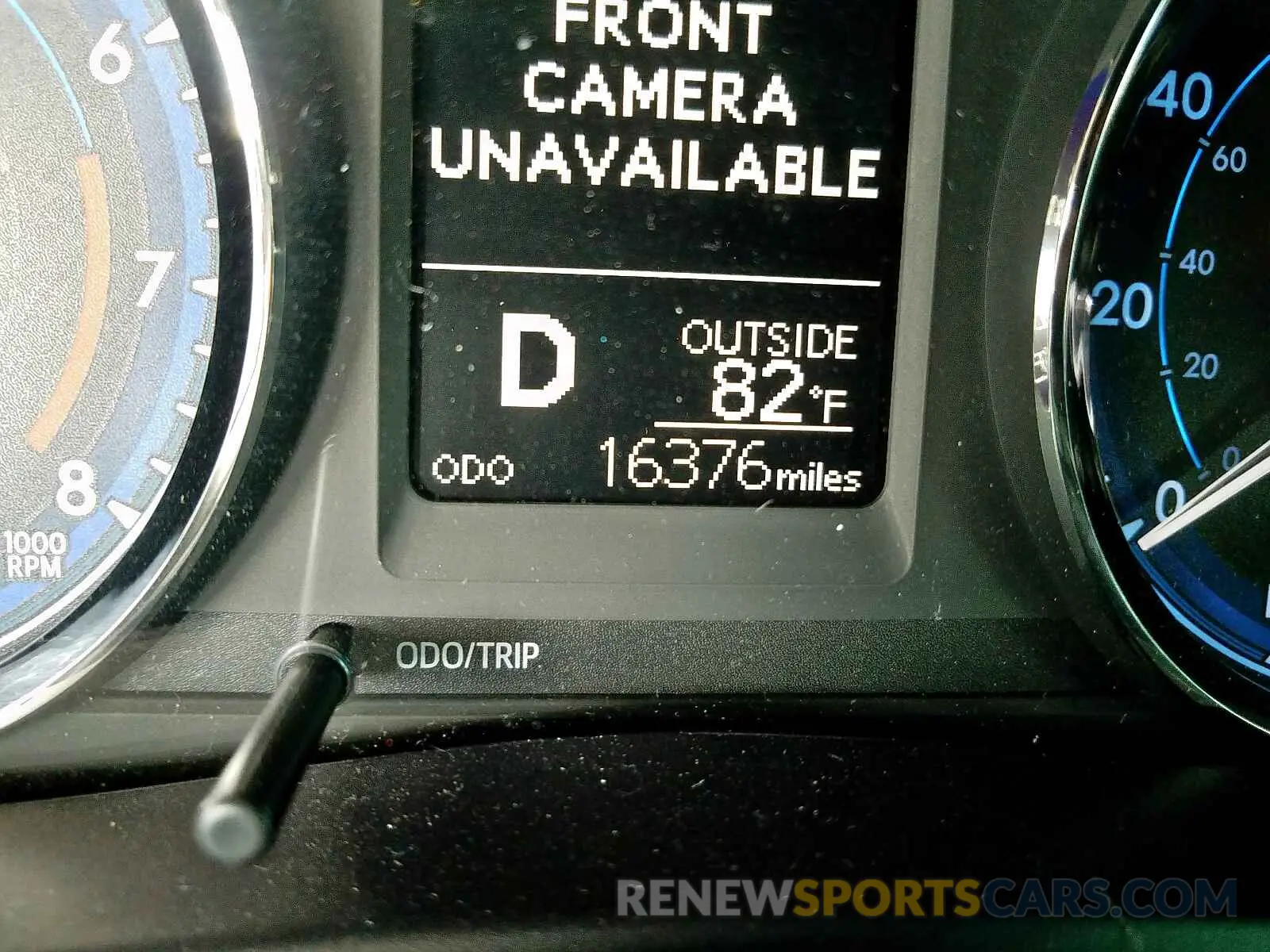8 Photograph of a damaged car 5YFBURHE4KP858016 TOYOTA COROLLA 2019