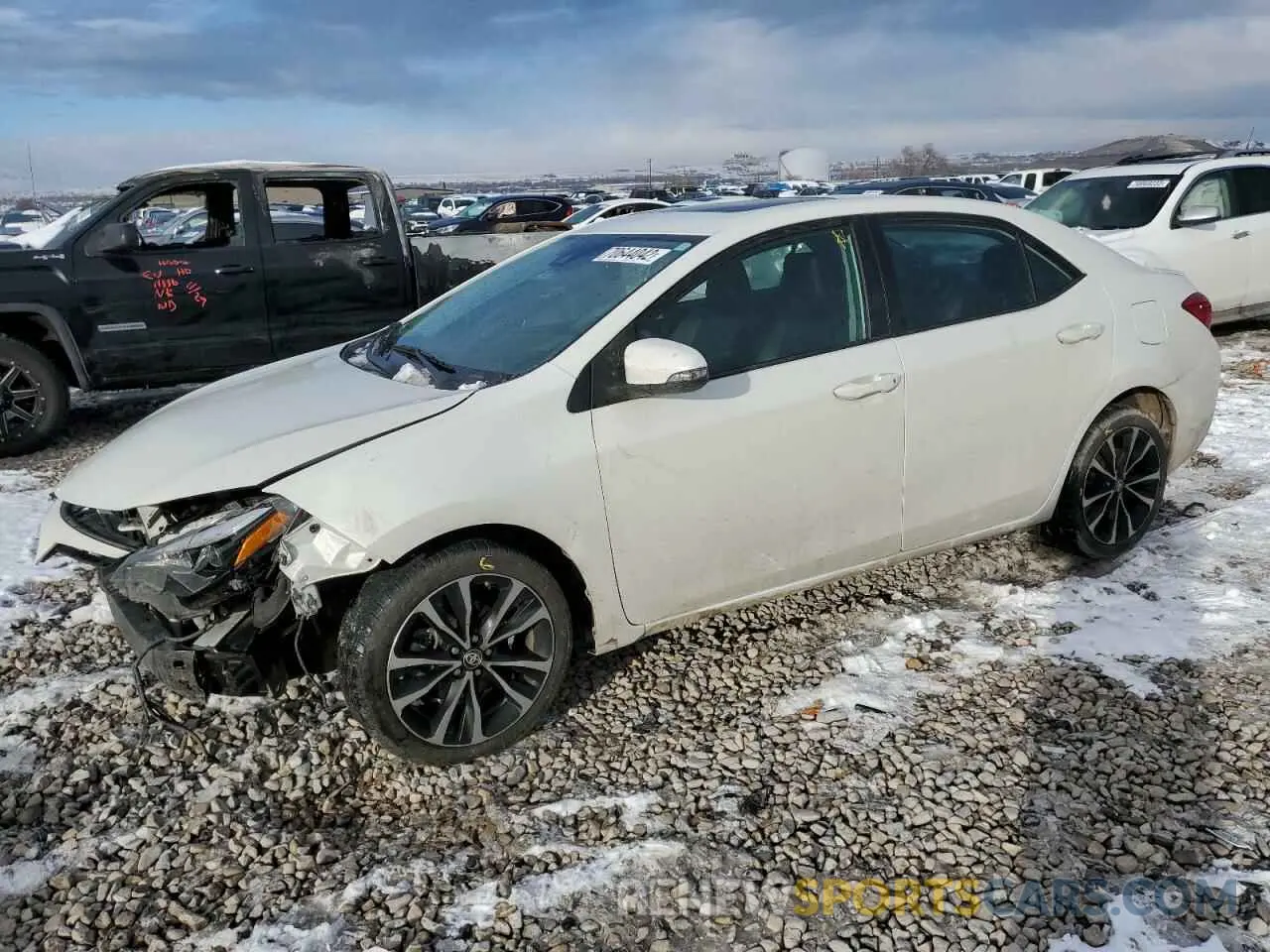1 Фотография поврежденного автомобиля 5YFBURHE4KP863250 TOYOTA COROLLA 2019