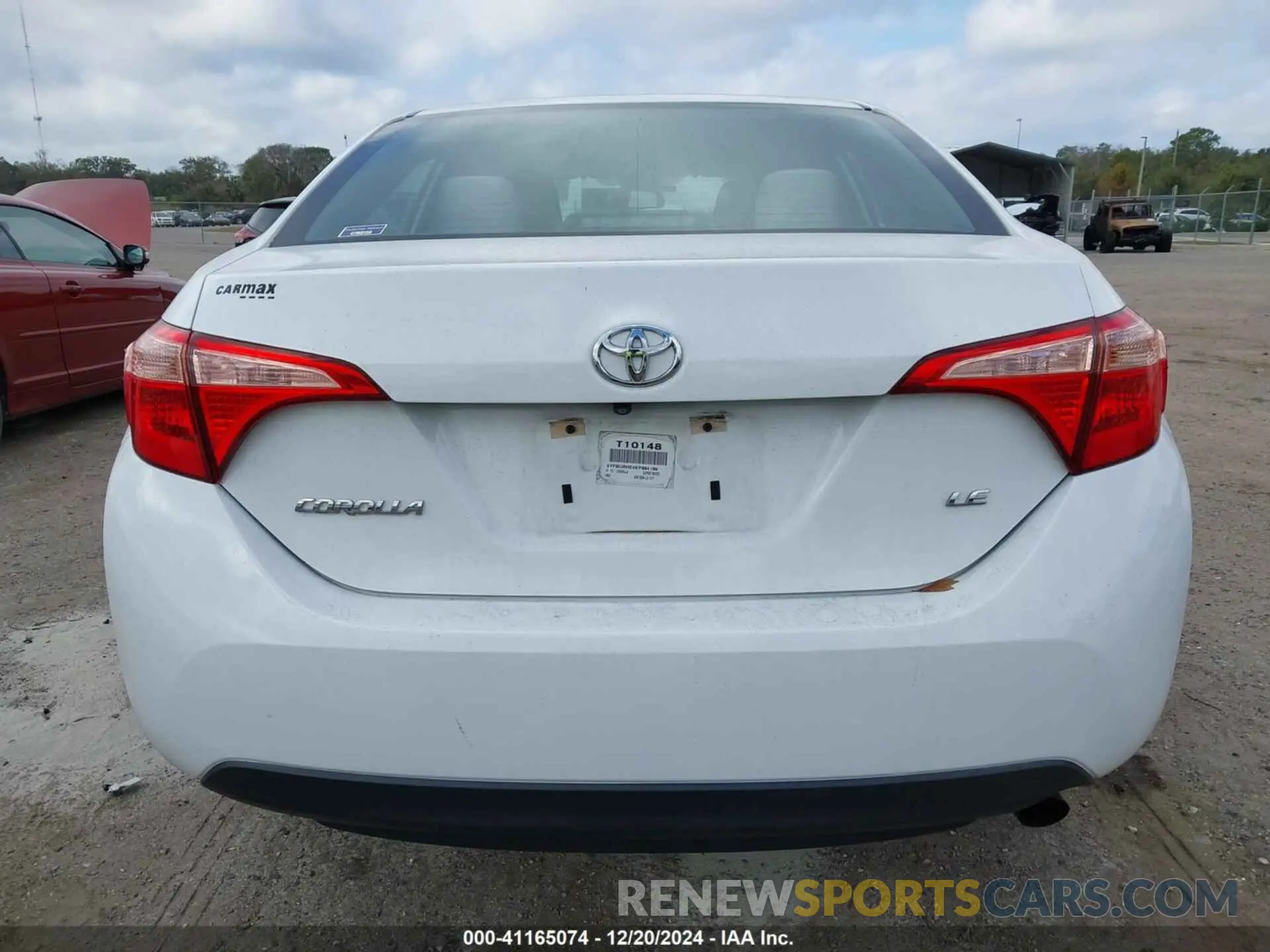 17 Photograph of a damaged car 5YFBURHE4KP864169 TOYOTA COROLLA 2019
