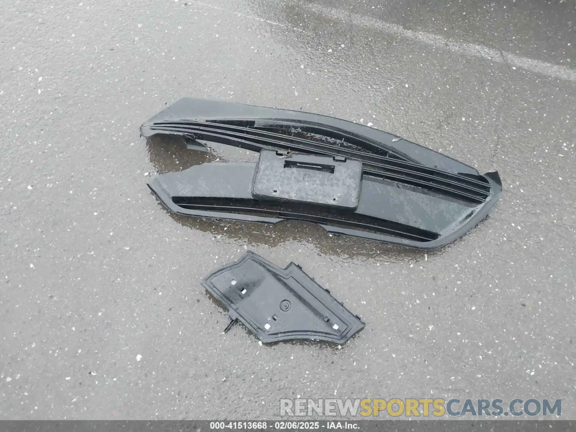 11 Photograph of a damaged car 5YFBURHE4KP865645 TOYOTA COROLLA 2019